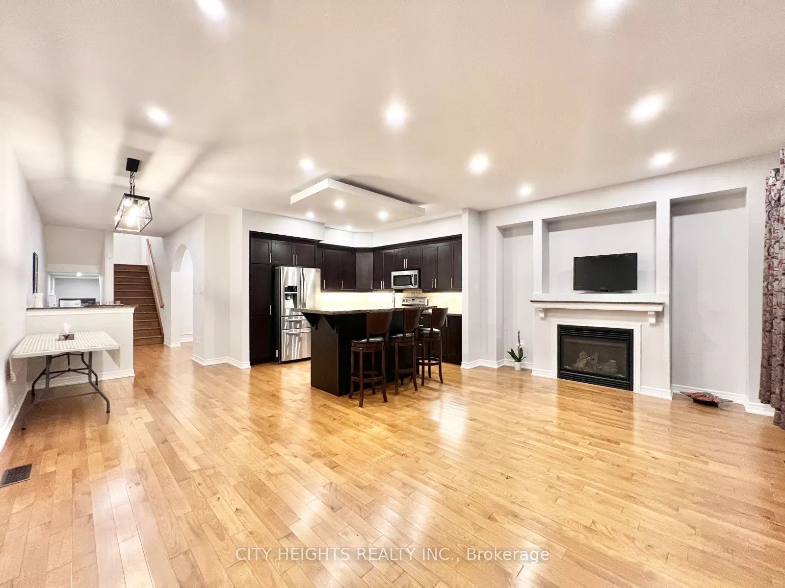 50 Madelaine Avenue Upper Property Photo 1