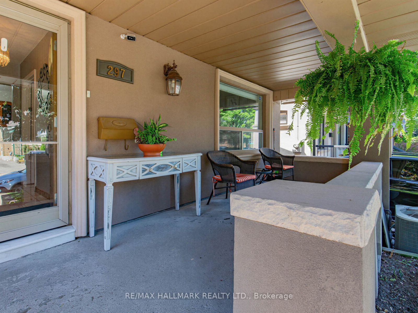297 Strathmore Boulevard Property Photo 3