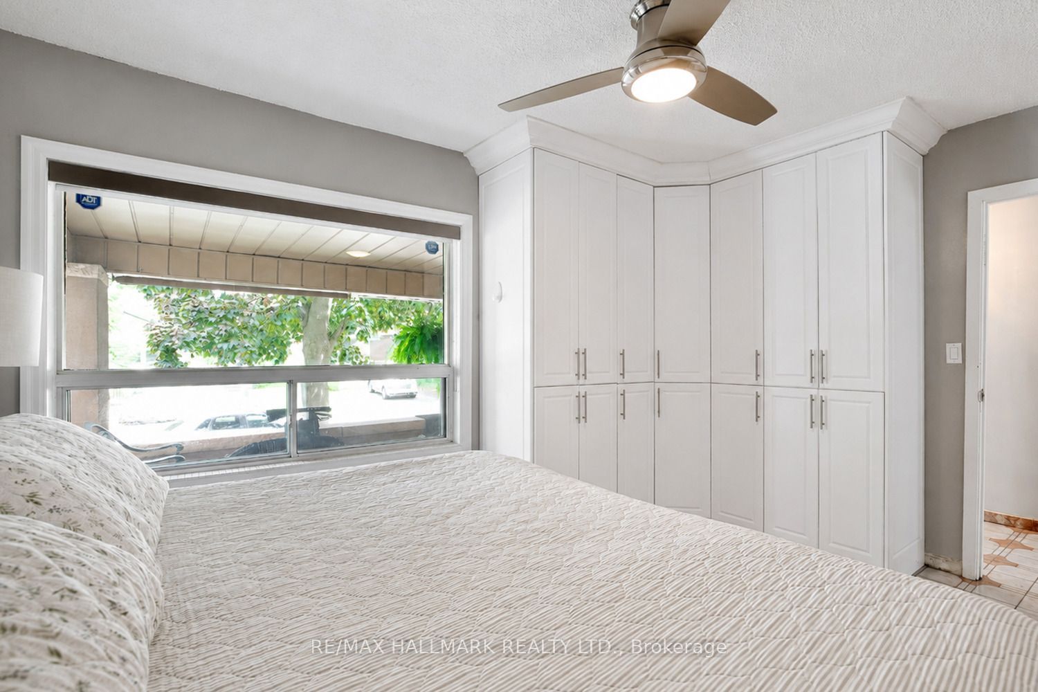 297 Strathmore Boulevard Property Photo 7