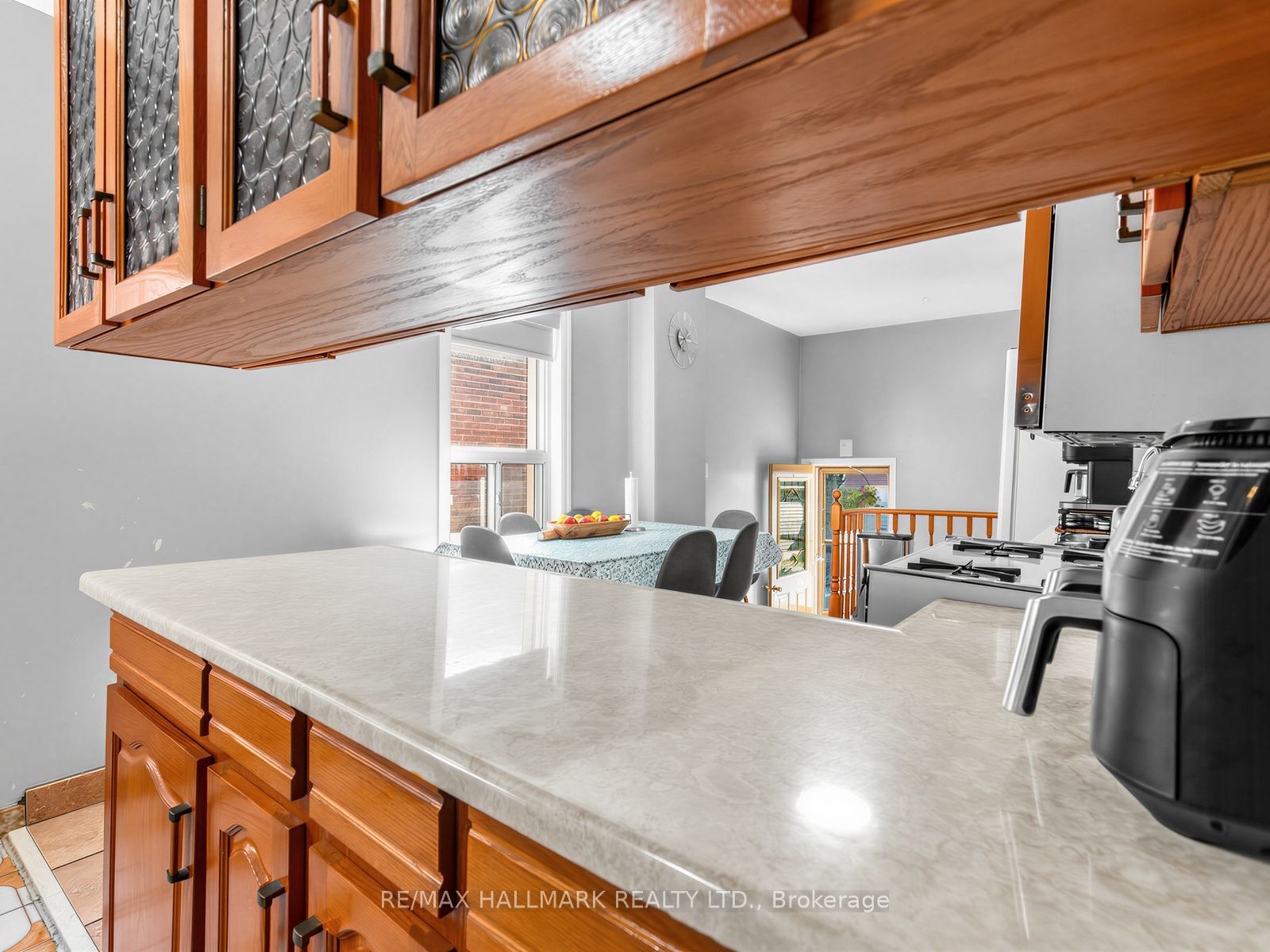 297 Strathmore Boulevard Property Photo 13