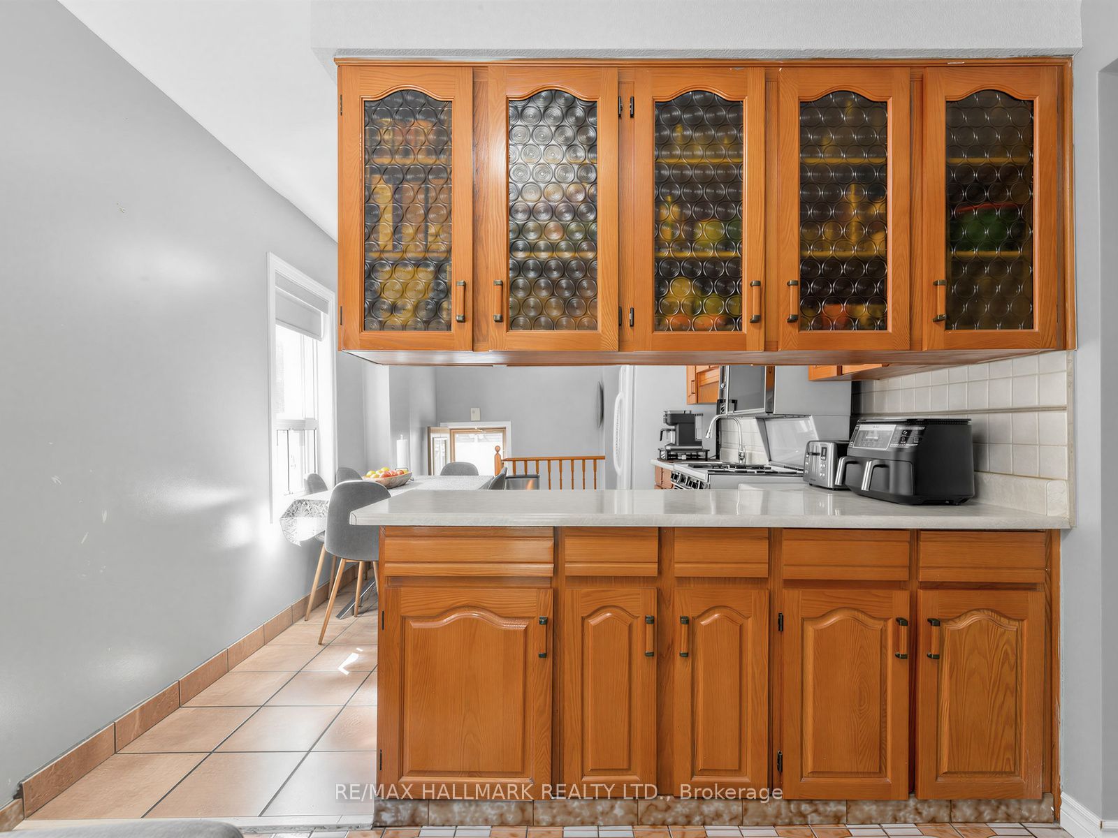 297 Strathmore Boulevard Property Photo 14
