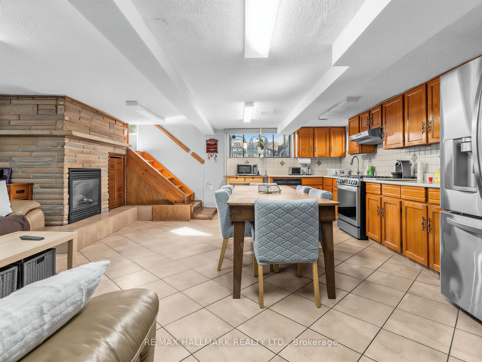 297 Strathmore Boulevard Property Photo 23