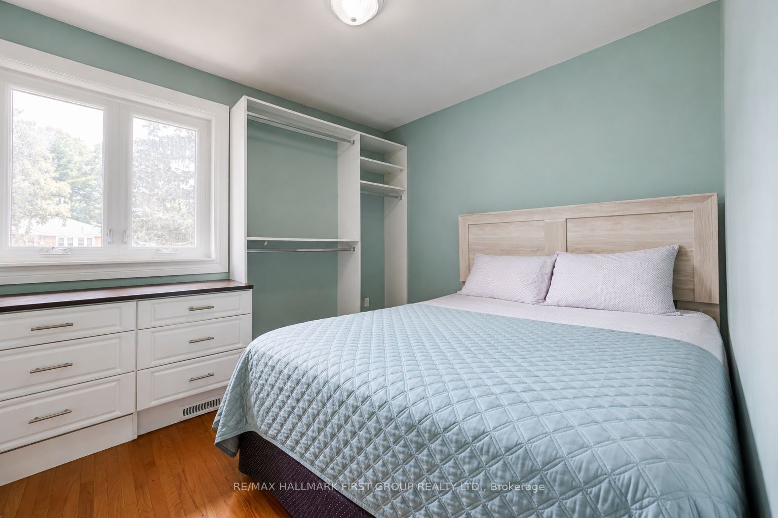 180 Sherwood Avenue Property Photo 10