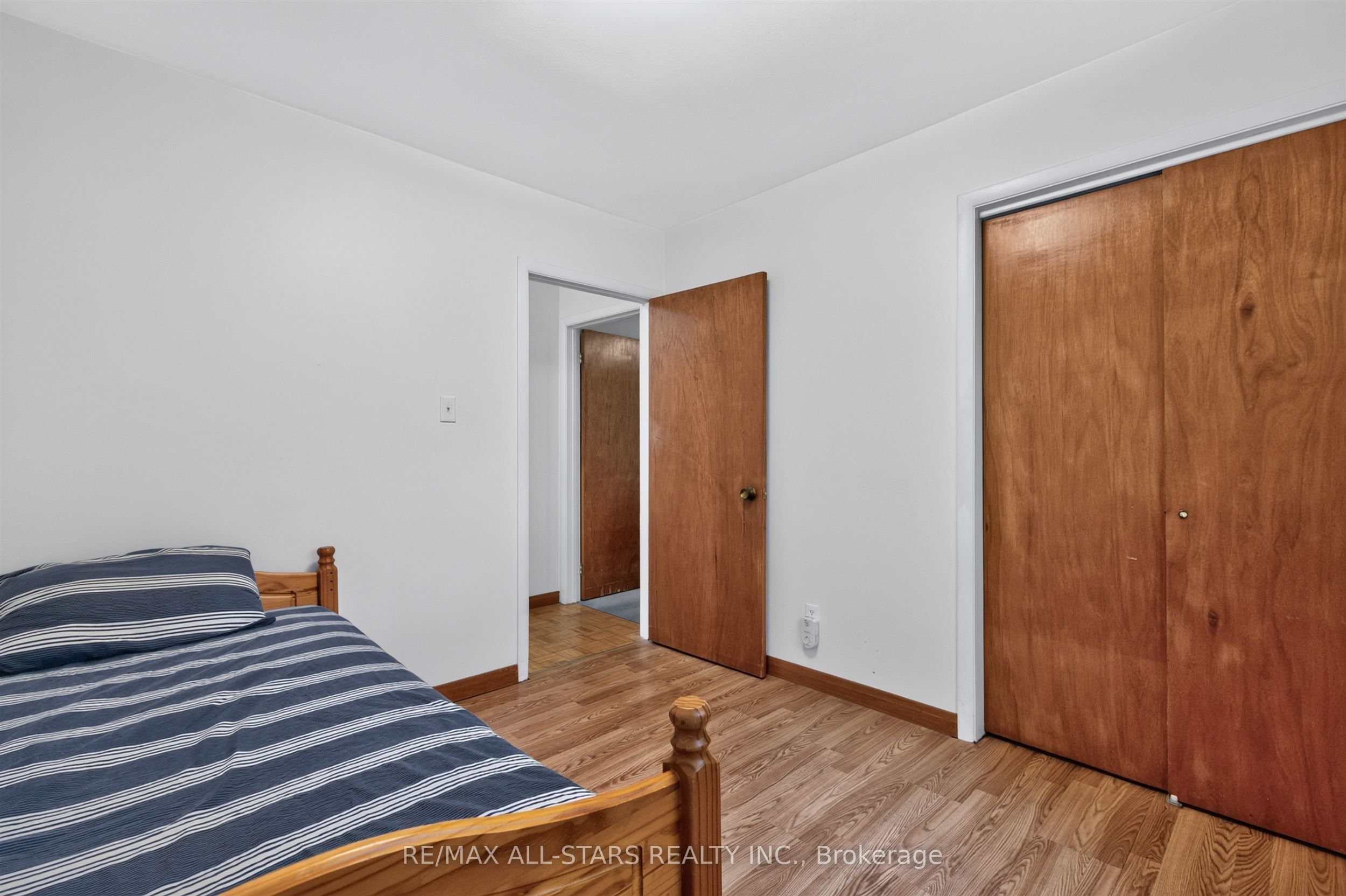 12 Adanac Drive Property Photo 17