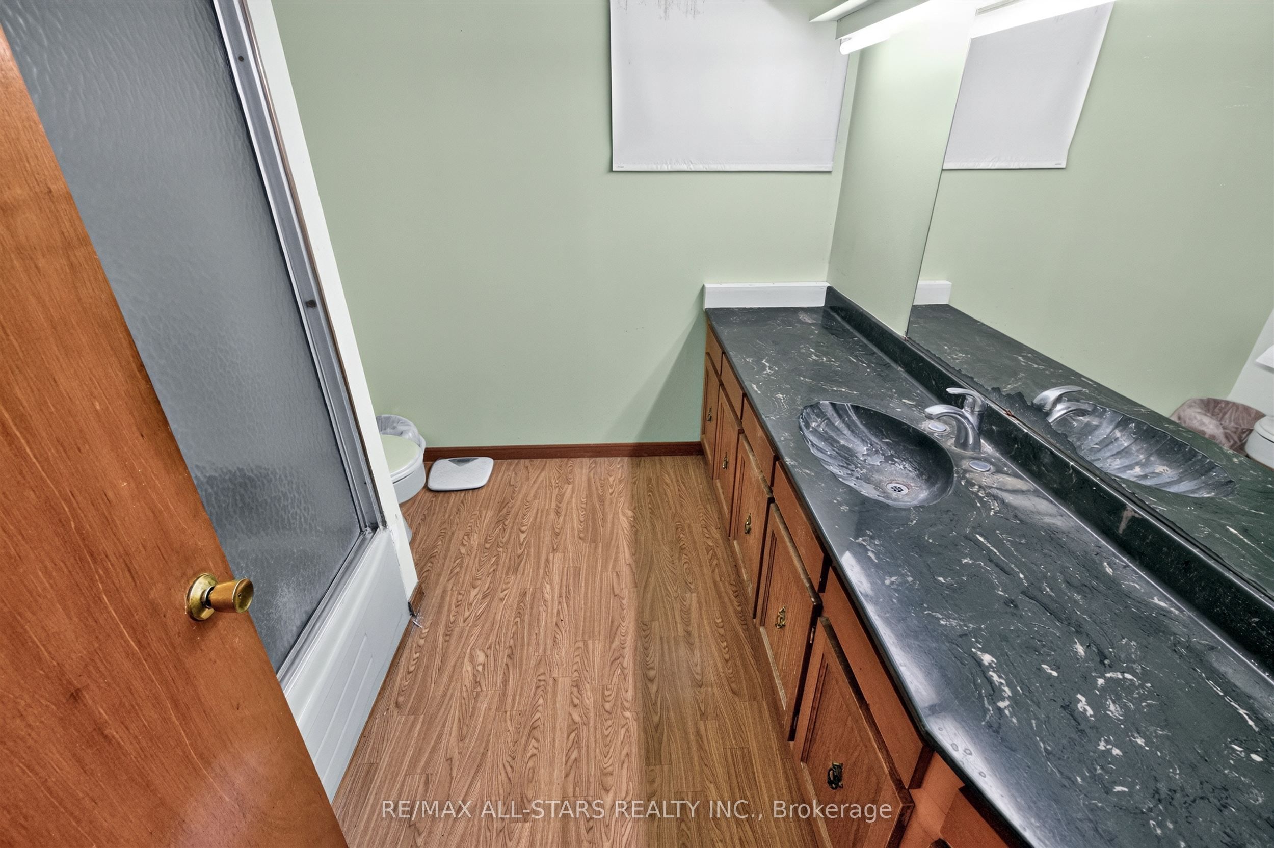 12 Adanac Drive Property Photo 26