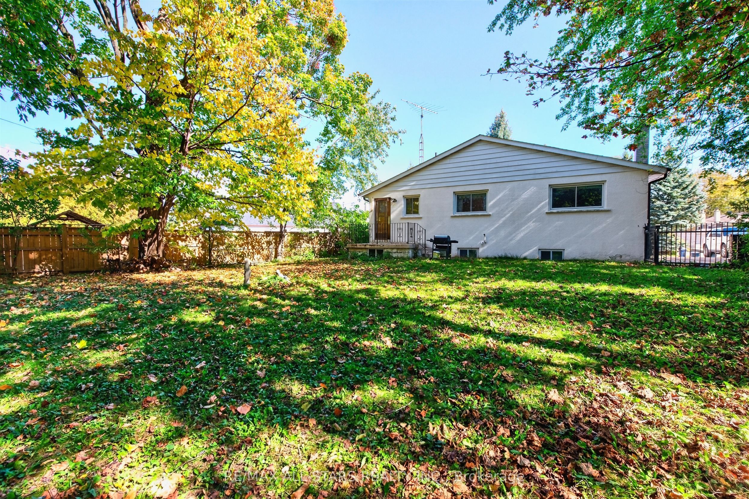 12 Adanac Drive Property Photo 30