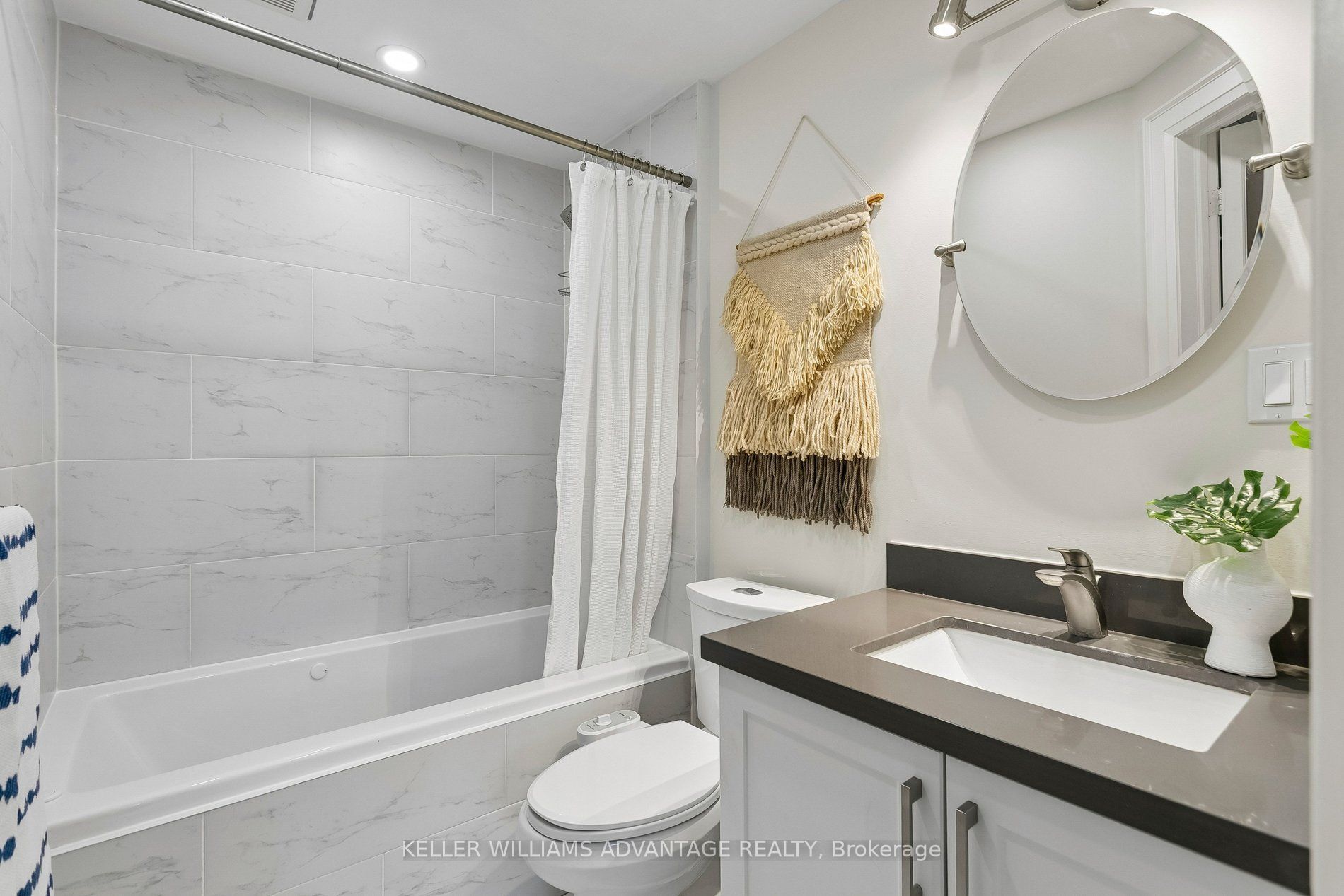33 Sandstone Lane Property Photo 34
