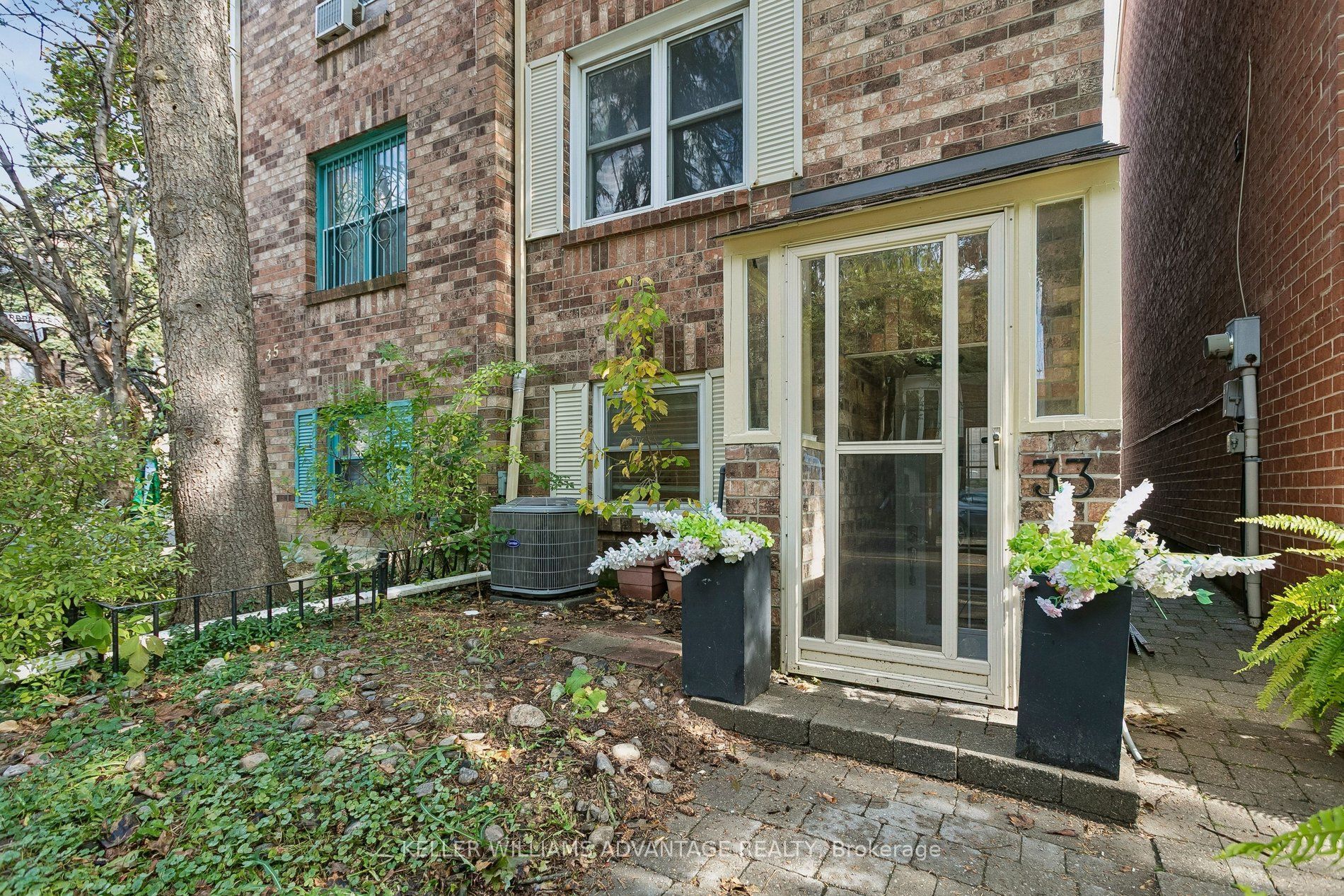 33 Sandstone Lane Property Photo 44