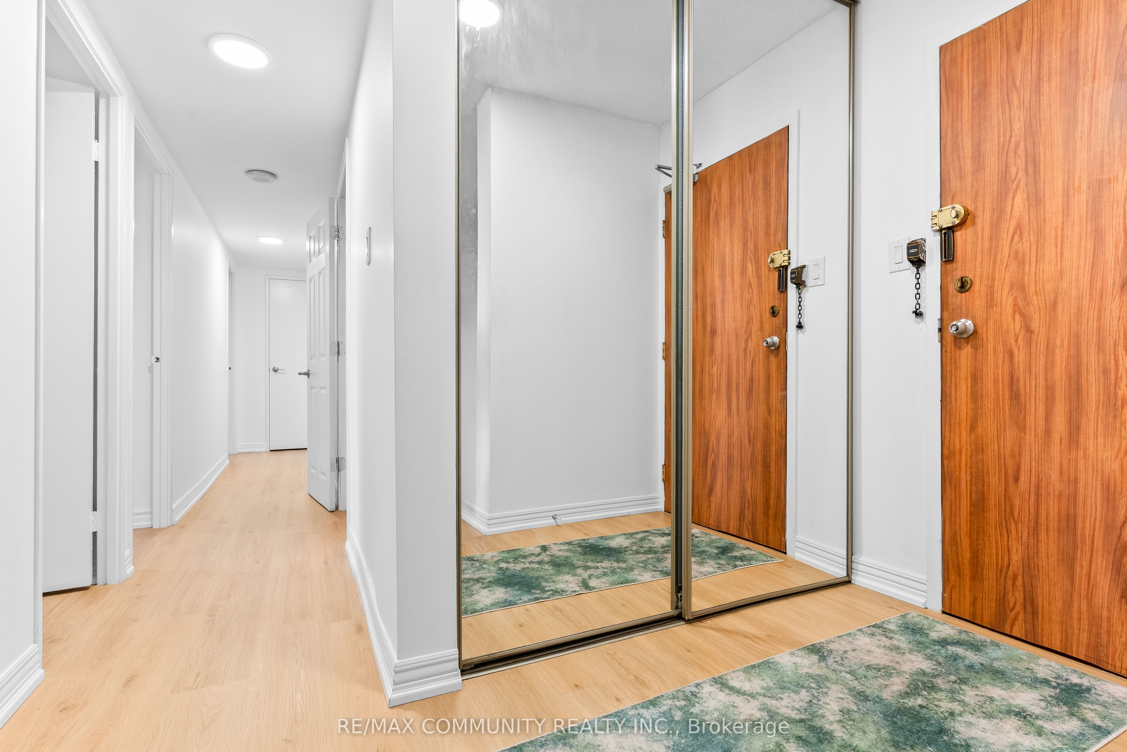 121 Trudelle Street 804 Property Photo 2