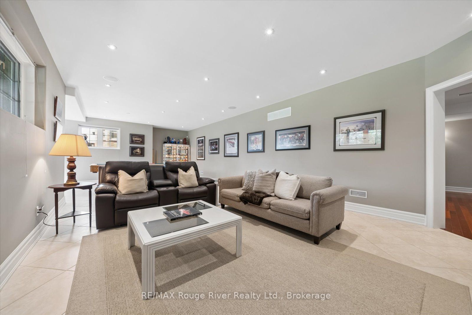 26 Hanover Court Property Photo 30