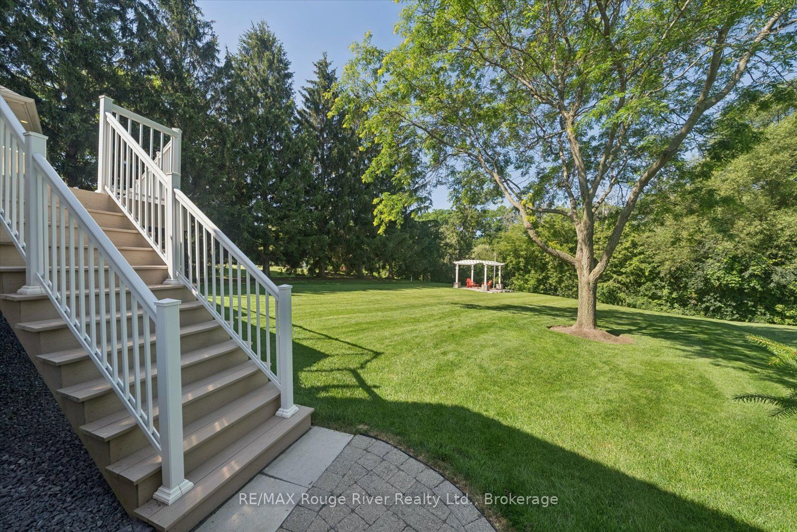 26 Hanover Court Property Photo 38