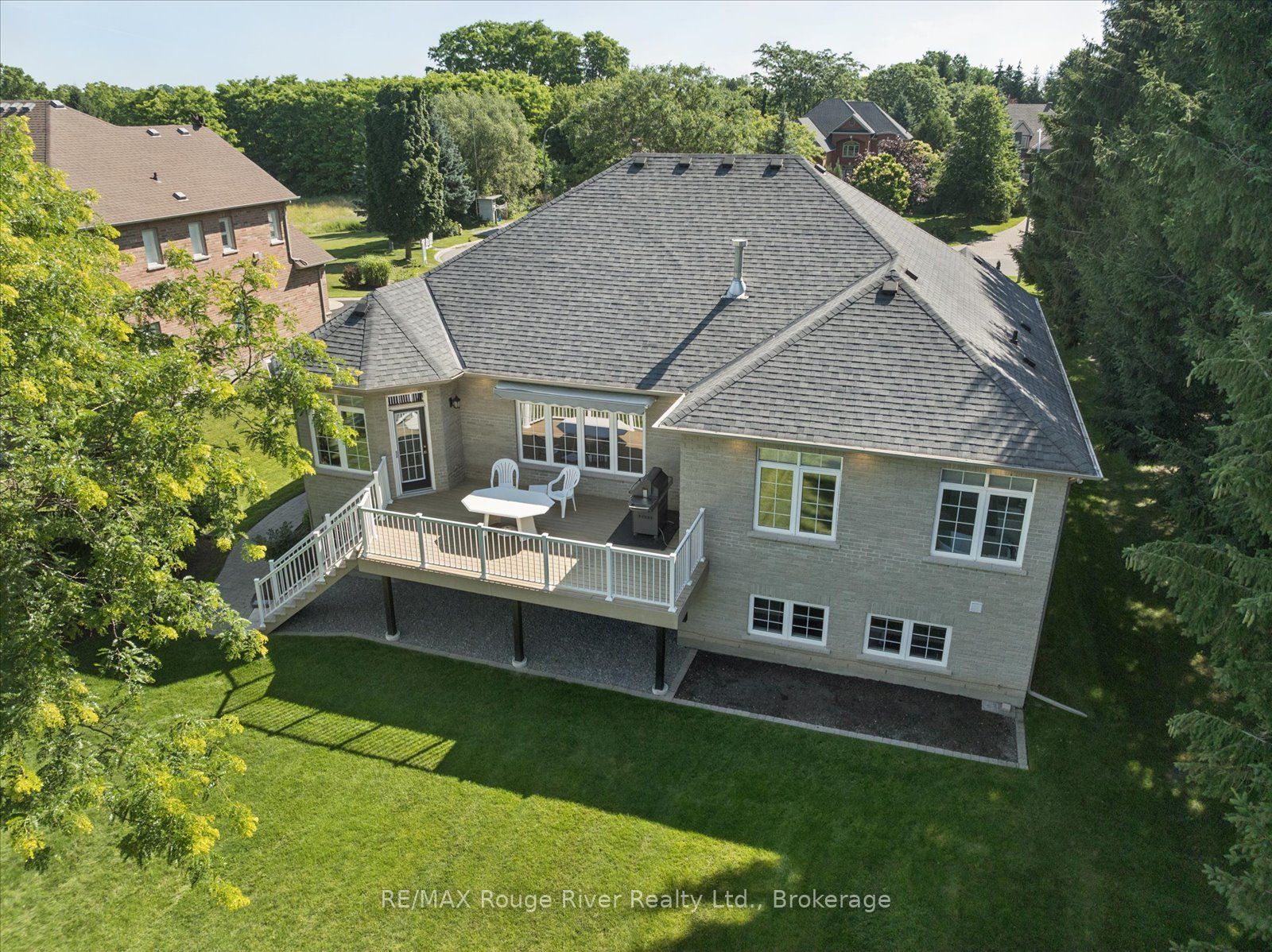 26 Hanover Court Property Photo 42