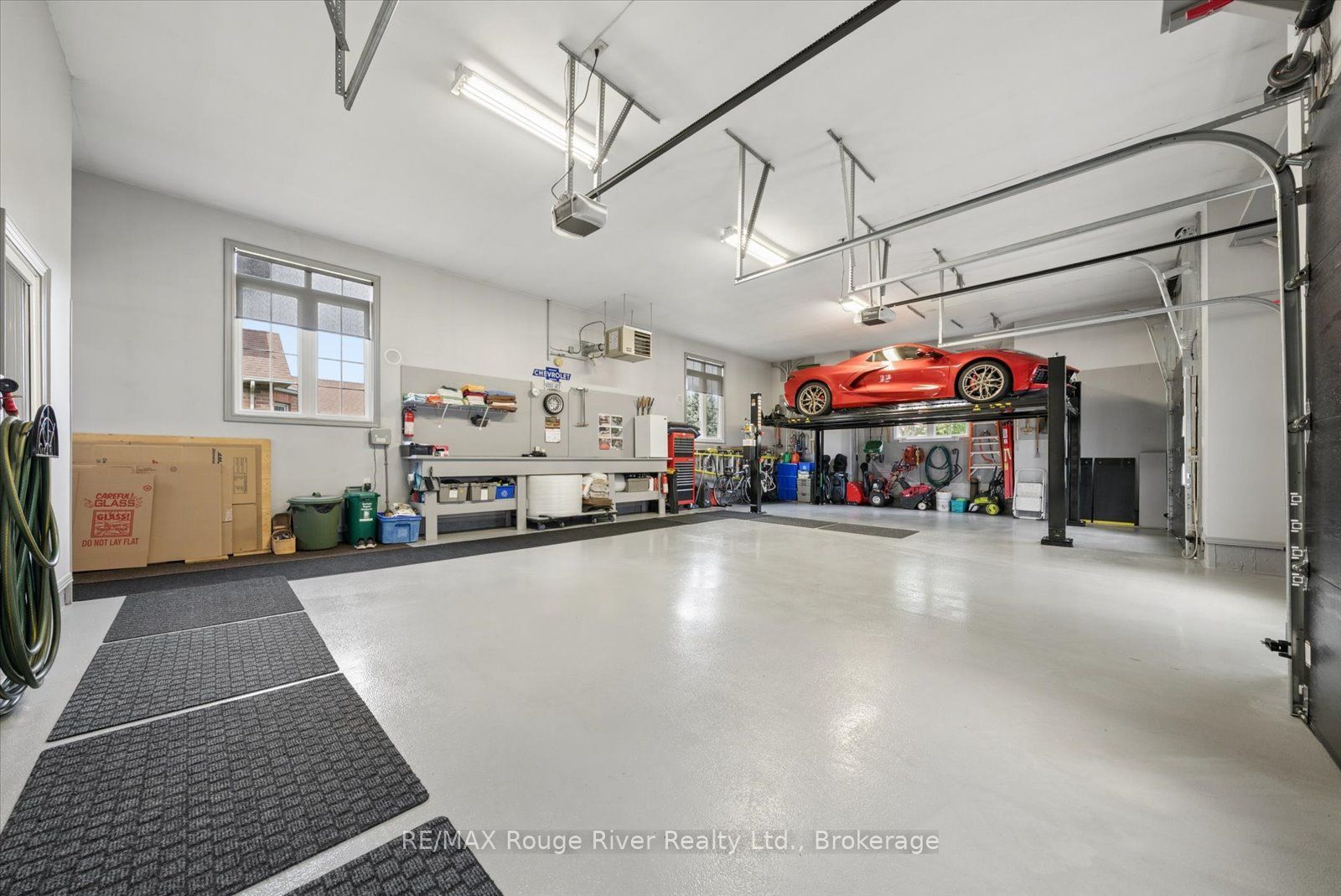 26 Hanover Court Property Photo 43