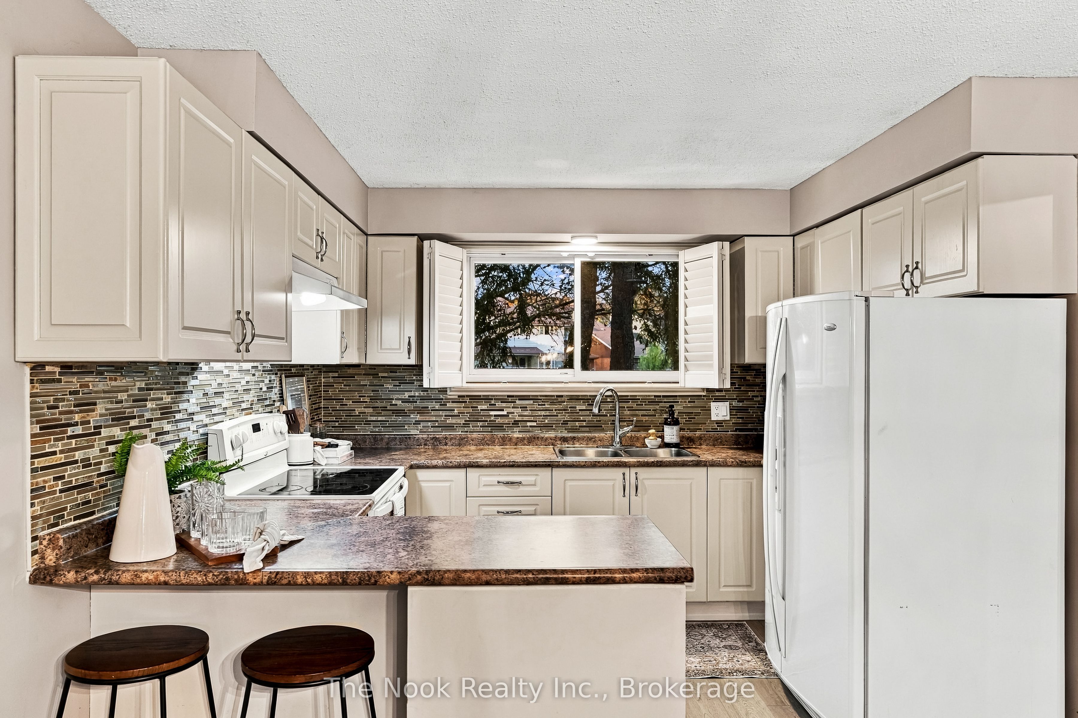 503 Torrington Court Property Photo 8
