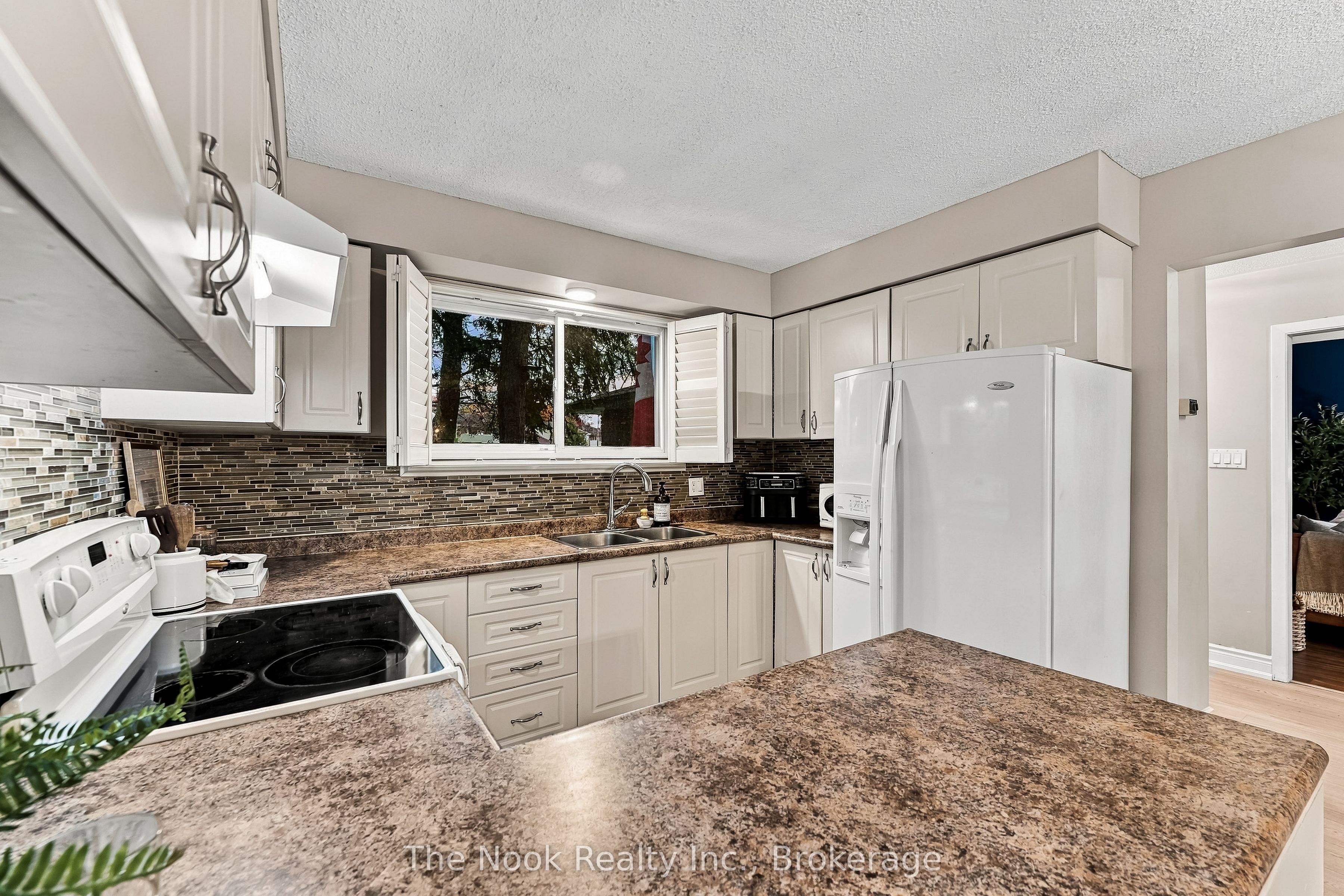 503 Torrington Court Property Photo 9