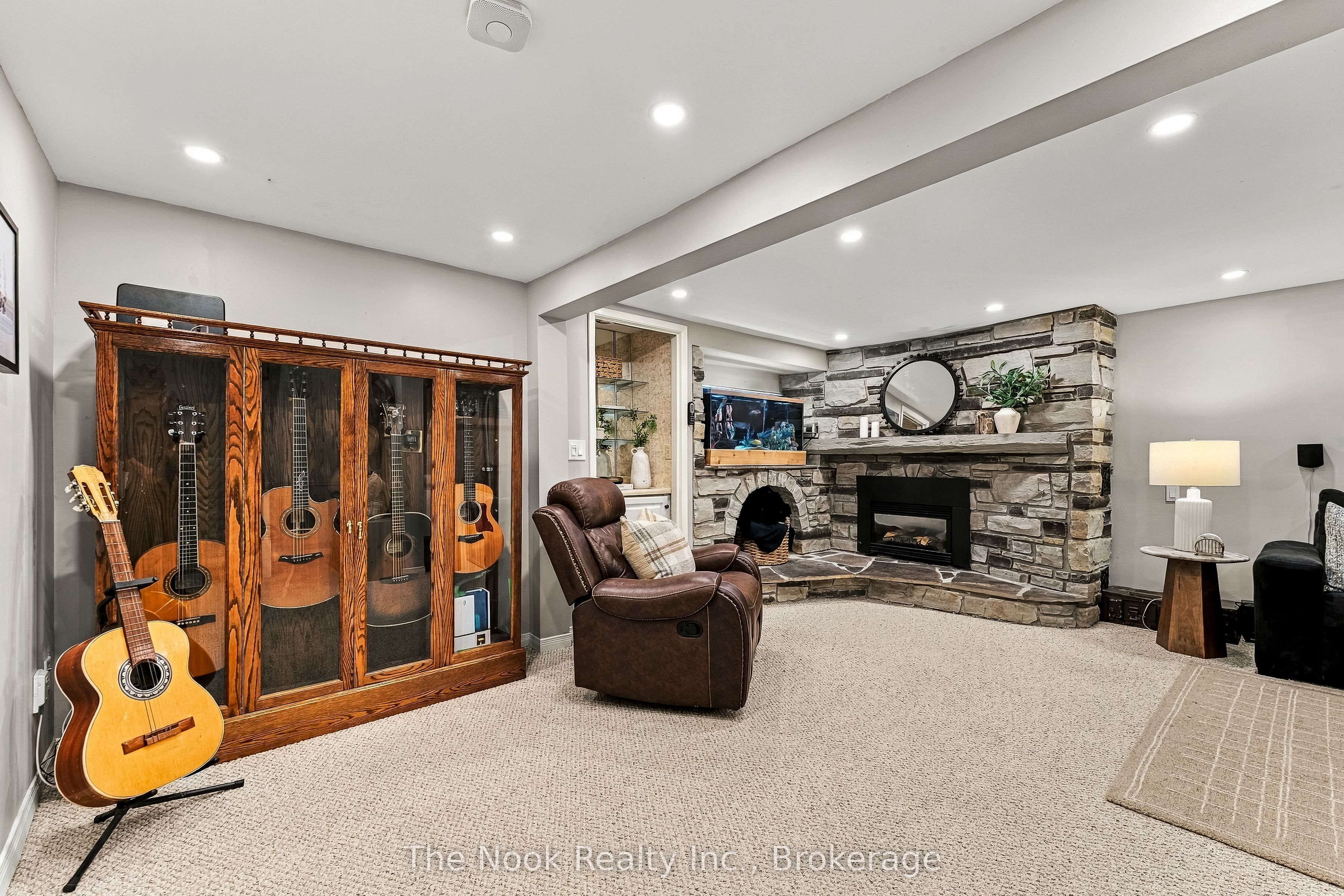 503 Torrington Court Property Photo 22