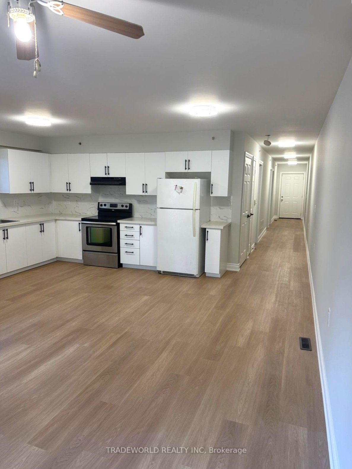 32 St Dunstan Drive Property Photo 2