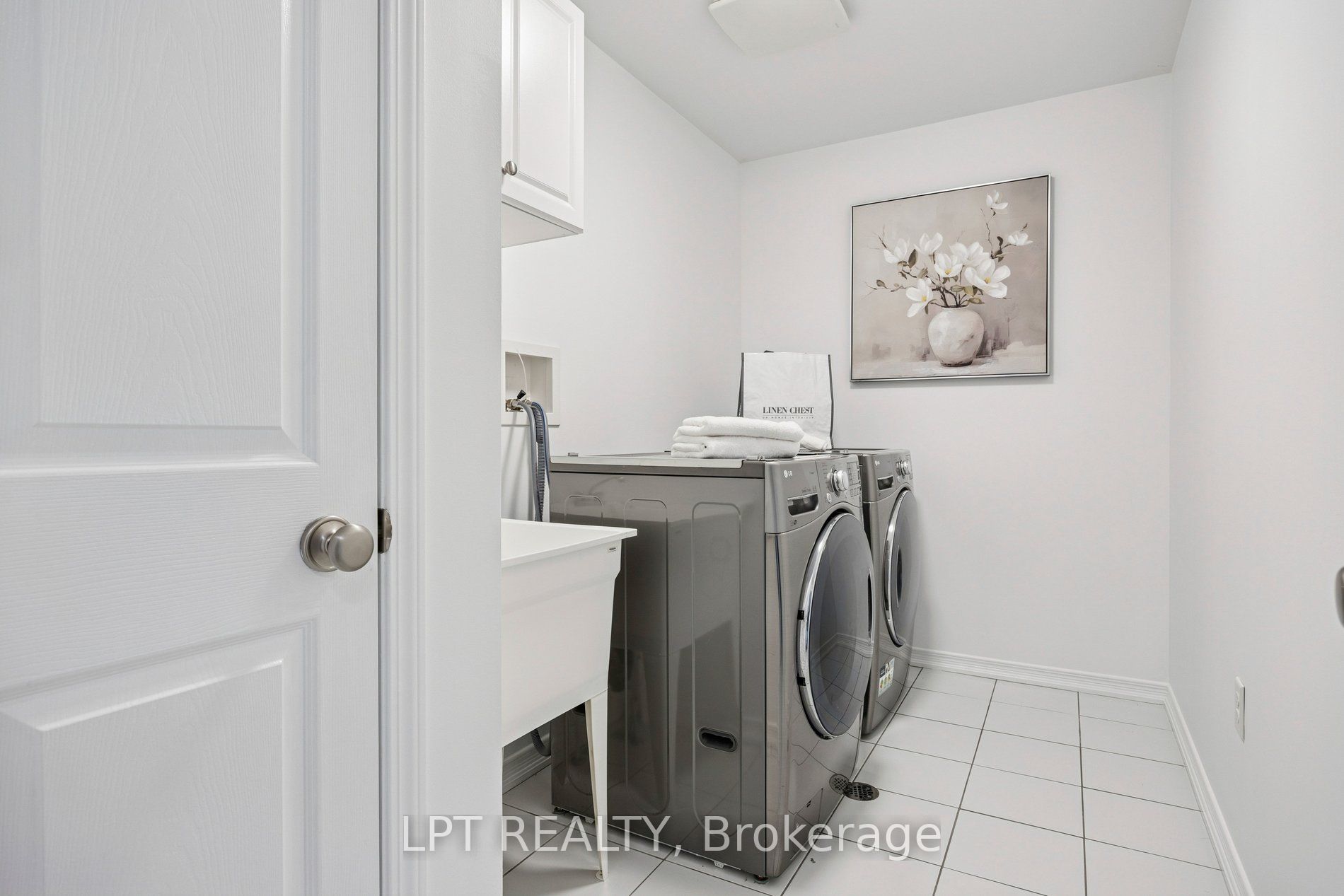 61 Minerva Avenue Property Photo 29