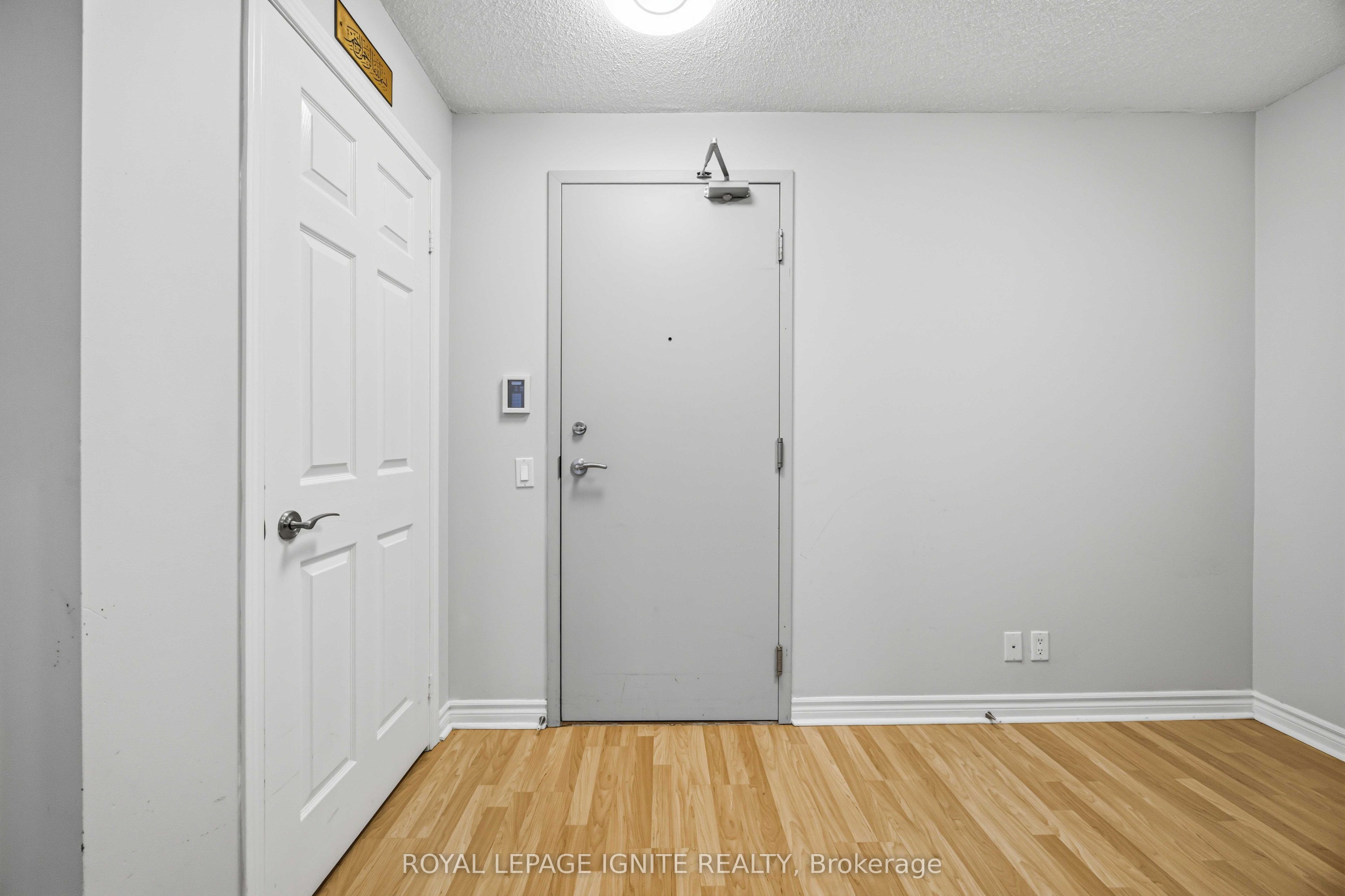 18 Mondeo Drive 330 Property Photo 7
