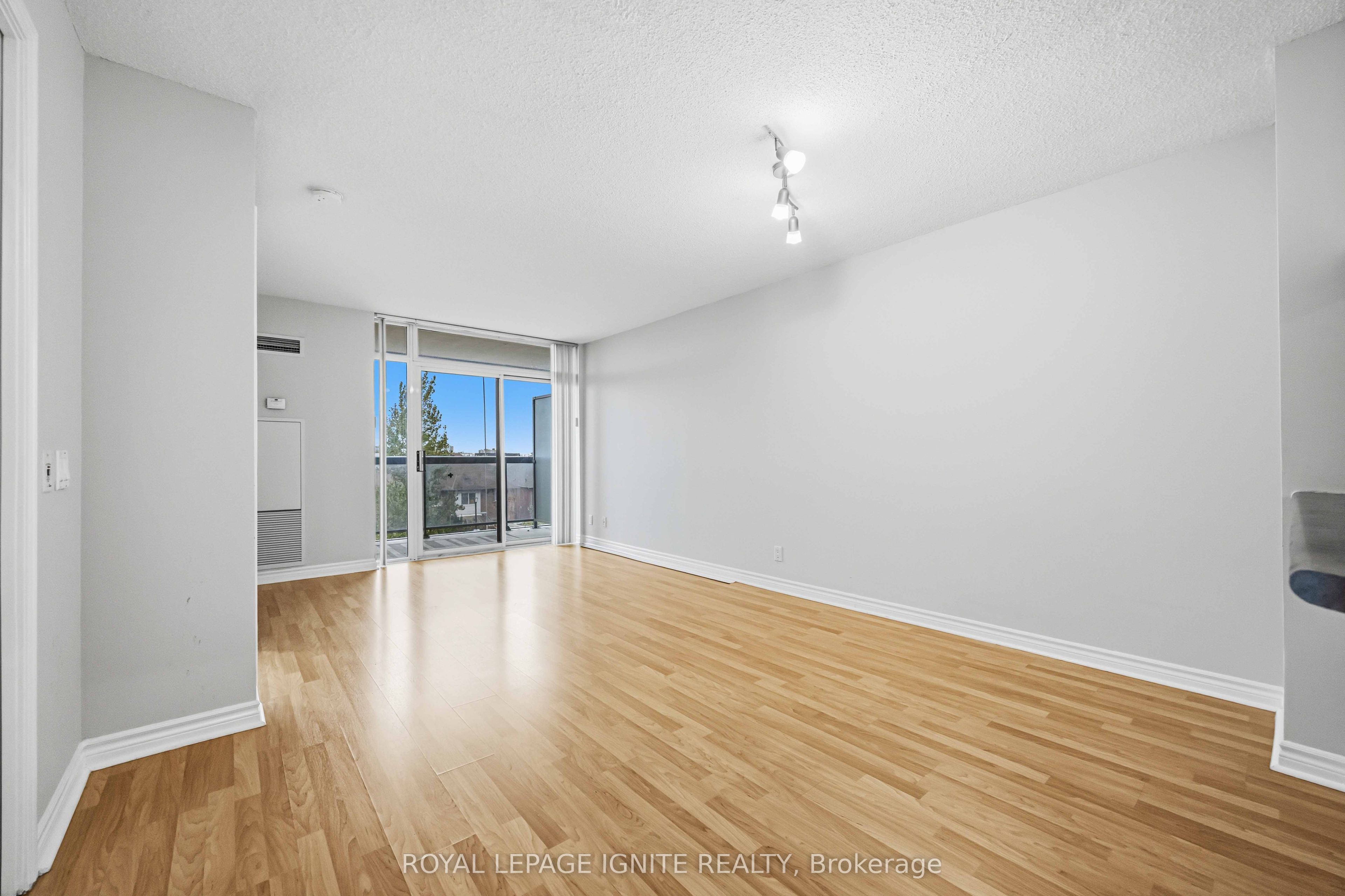18 Mondeo Drive 330 Property Photo 12