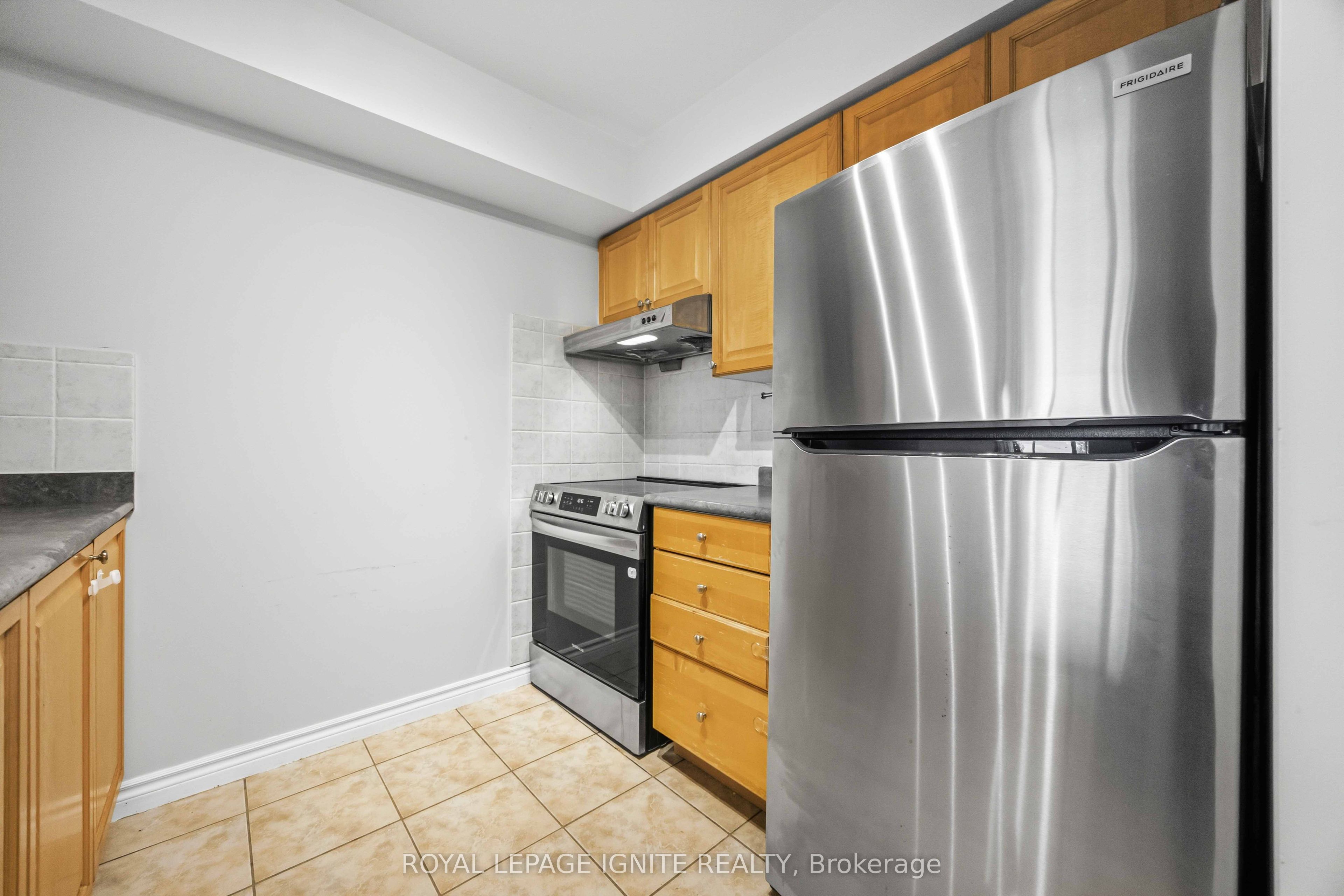 18 Mondeo Drive 330 Property Photo 17