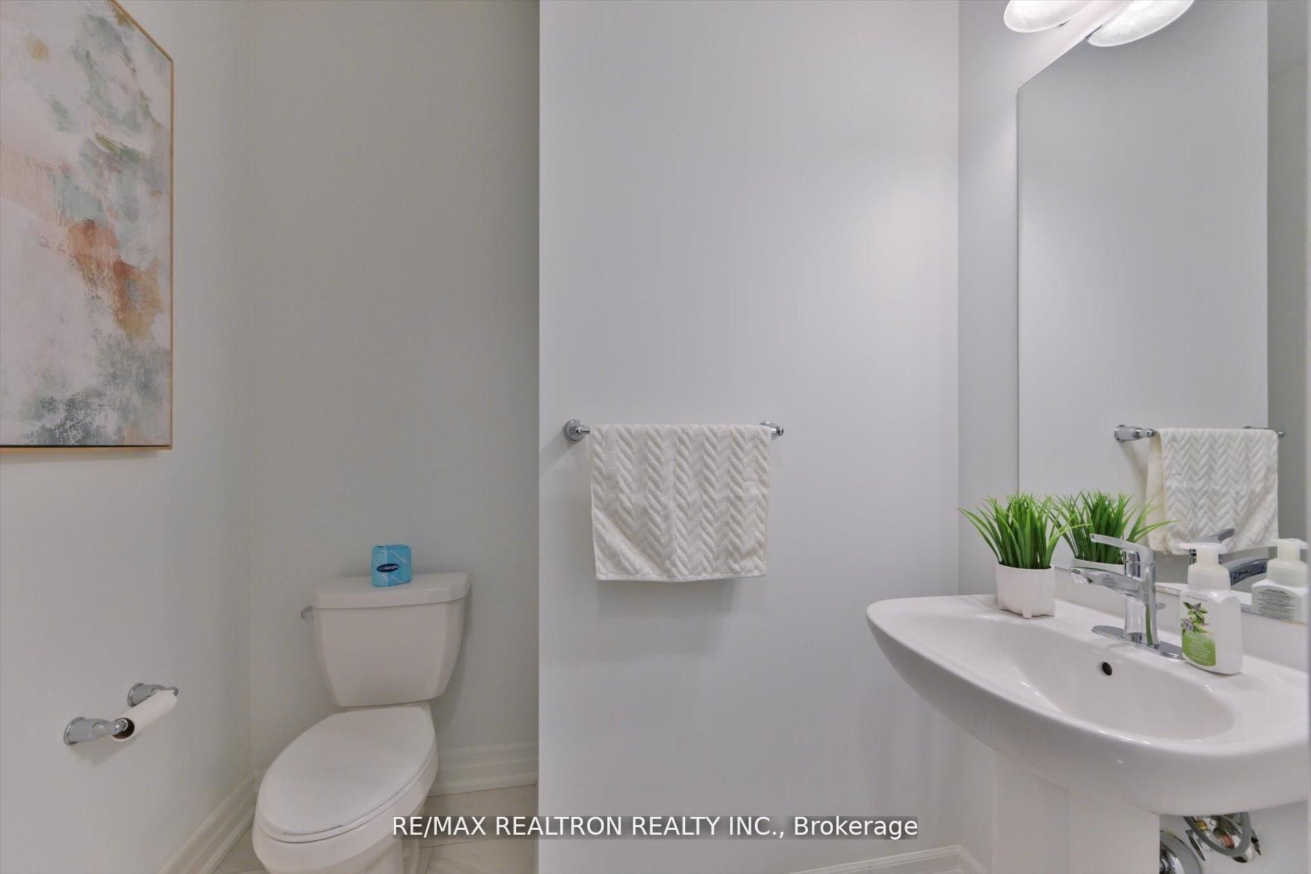 2858 Foxden Square Property Photo 20
