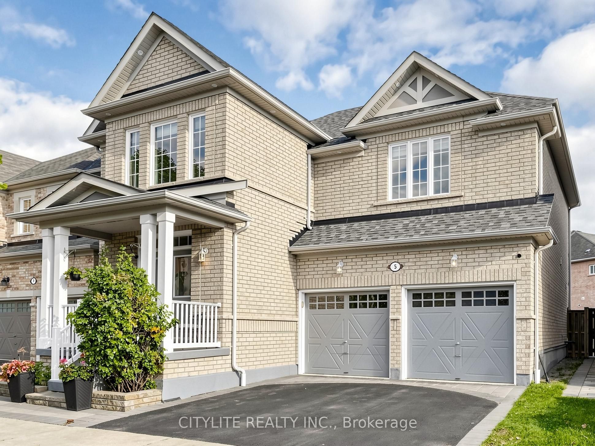 5 Ling Street Property Photo 3