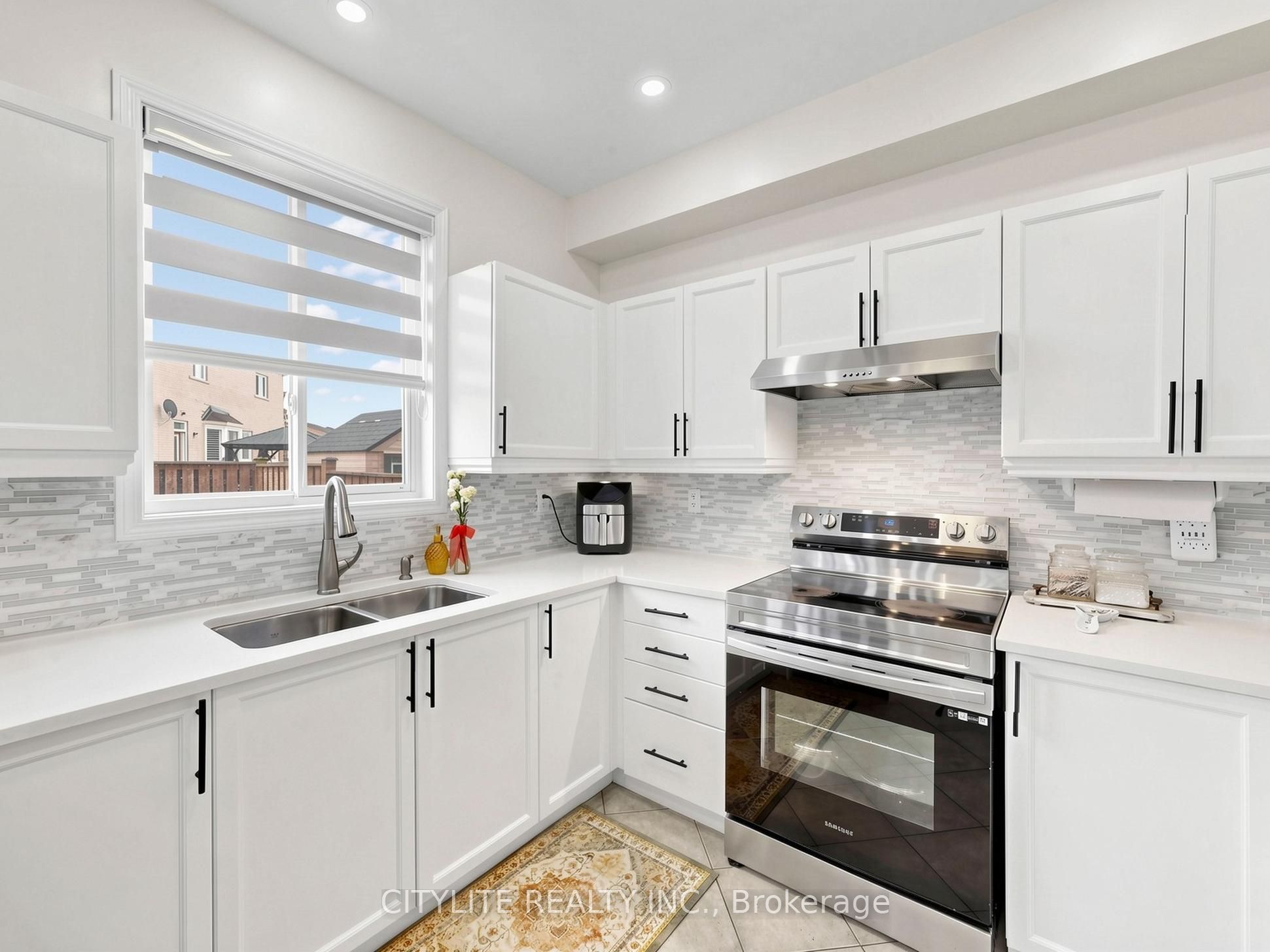 5 Ling Street Property Photo 16