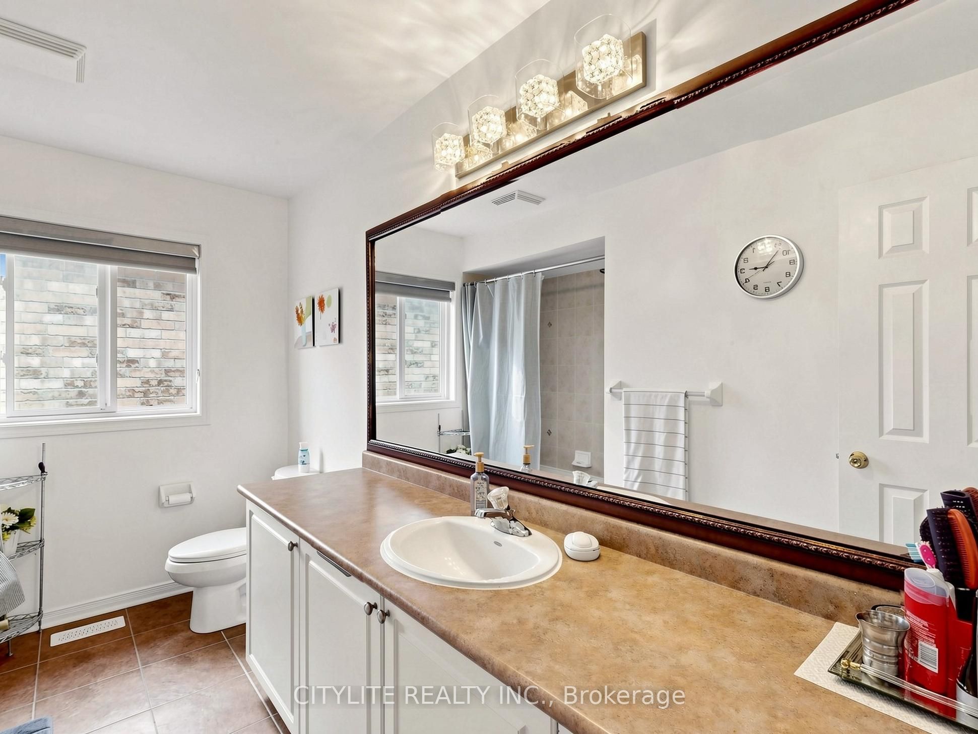 5 Ling Street Property Photo 40