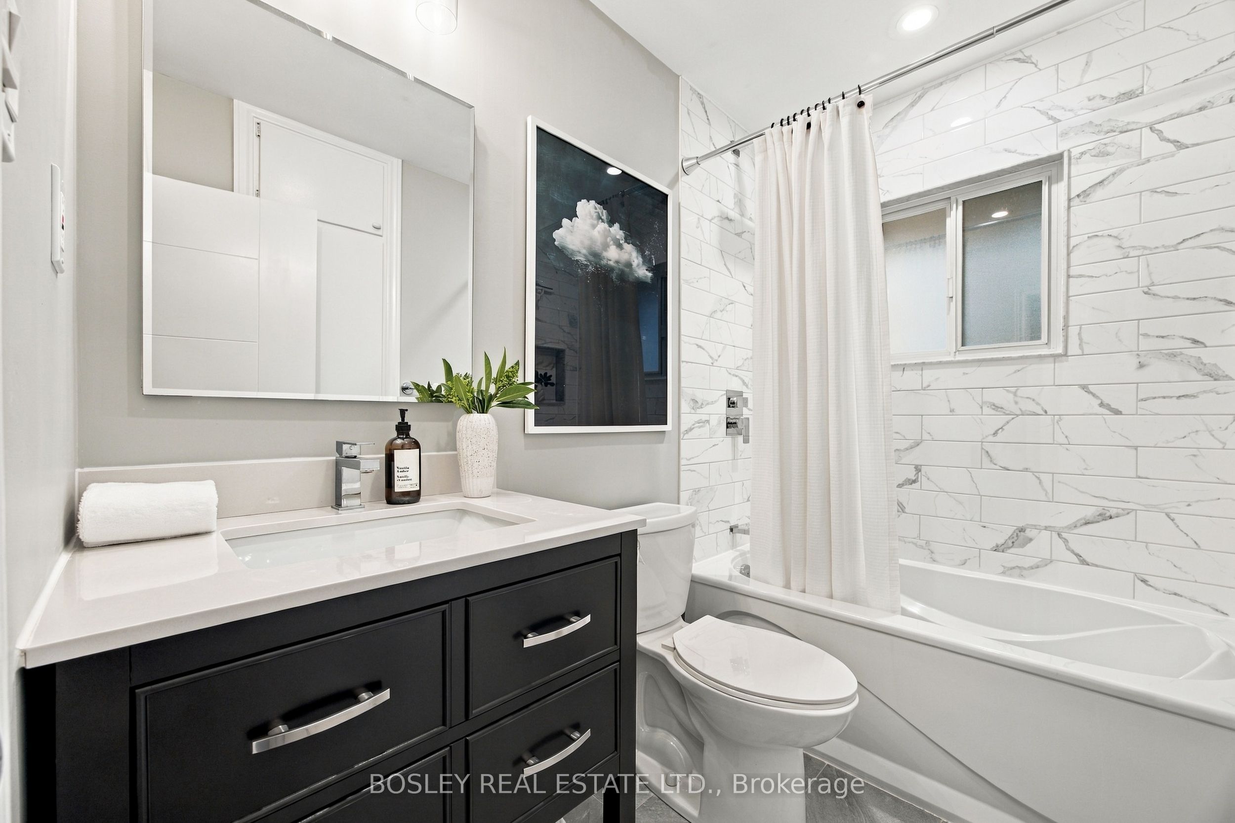 56 Christina Crescent Property Photo 16