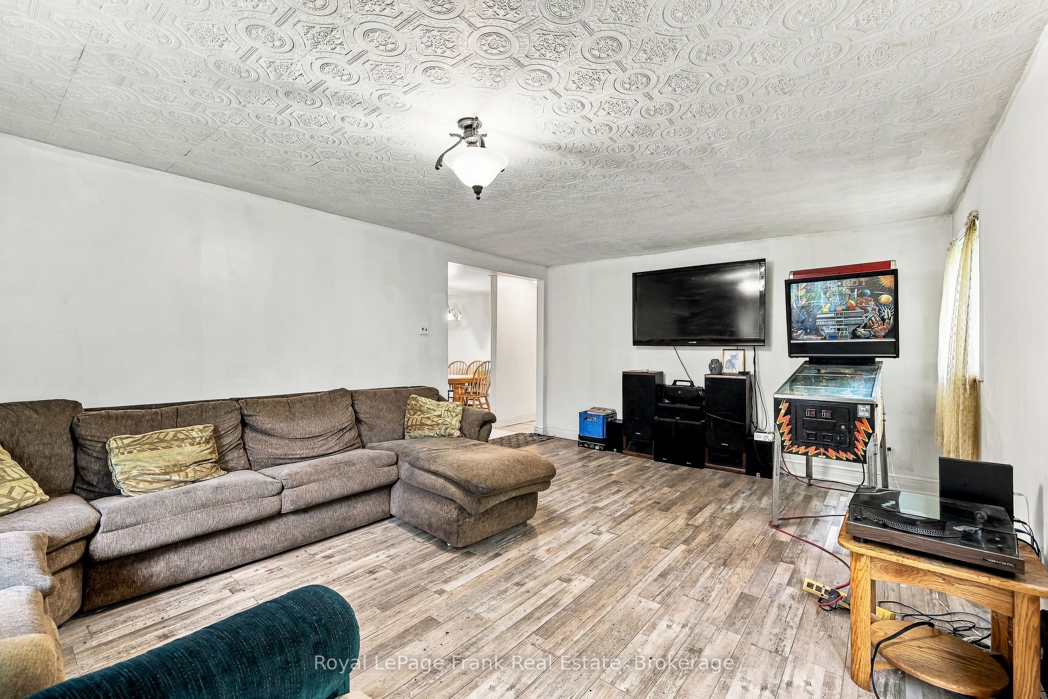 120 Aldred Drive Property Photo 11