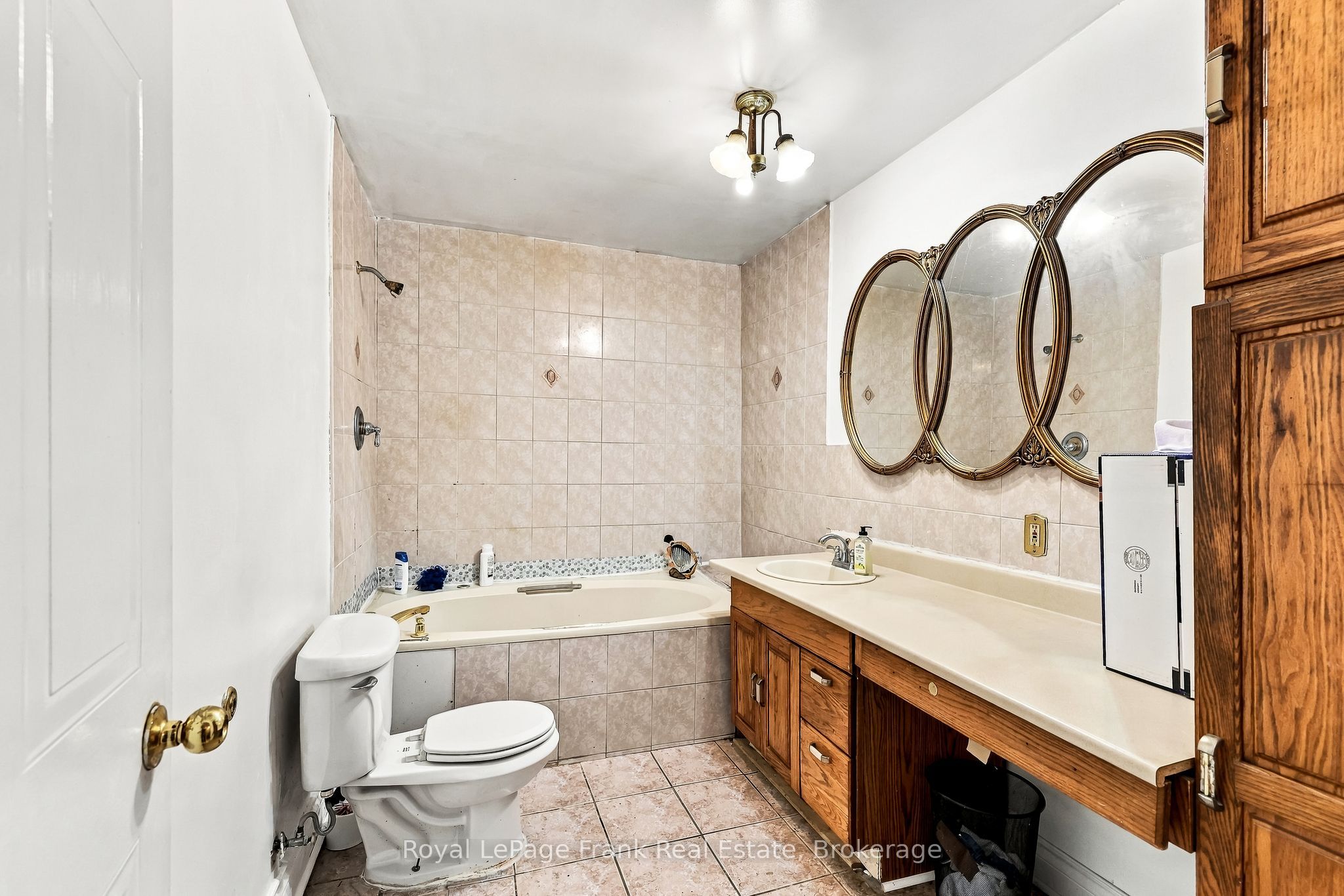 120 Aldred Drive Property Photo 16
