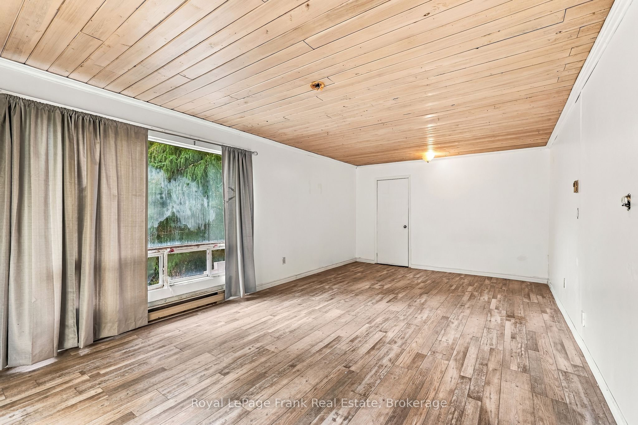 120 Aldred Drive Property Photo 18