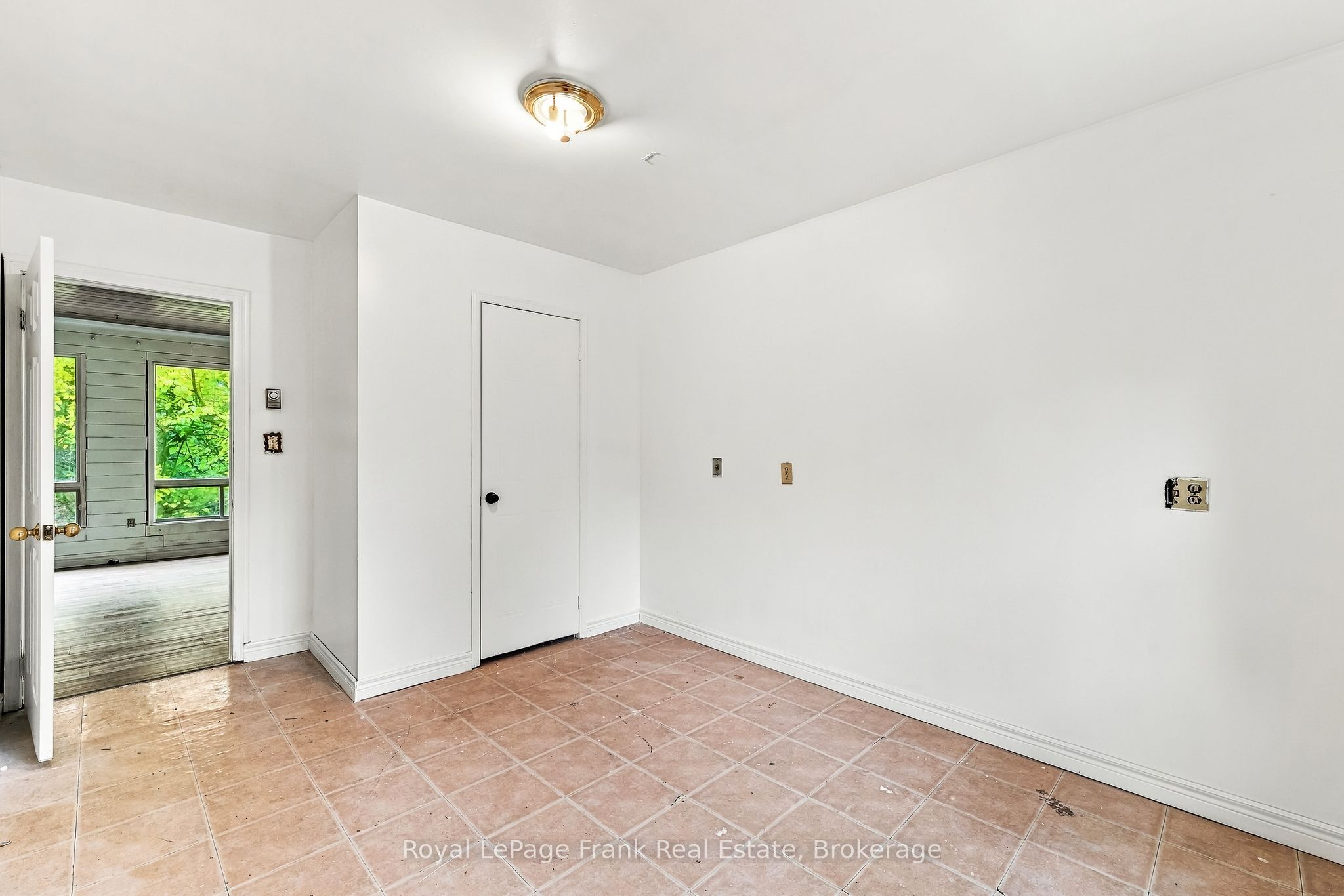 120 Aldred Drive Property Photo 20