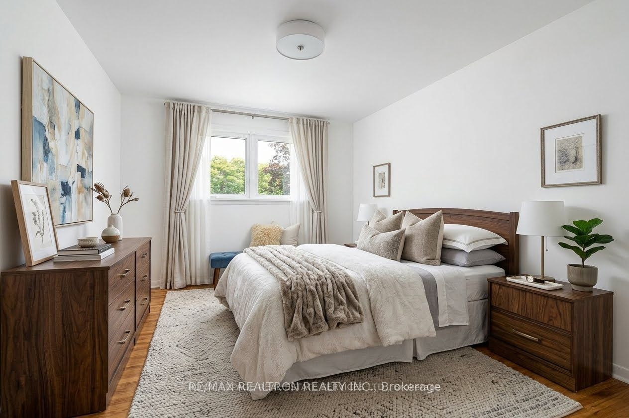 1 Rosegrove Place Property Photo 2