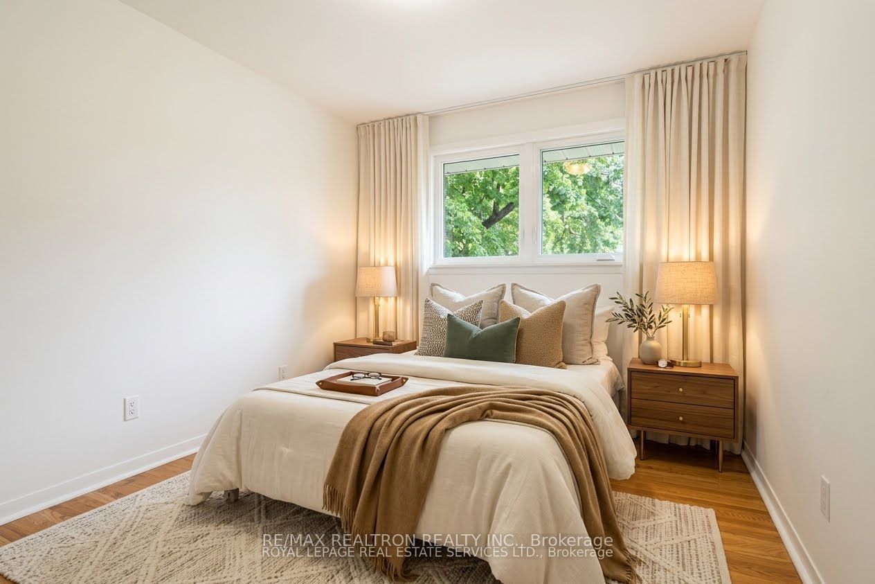 1 Rosegrove Place Property Photo 6
