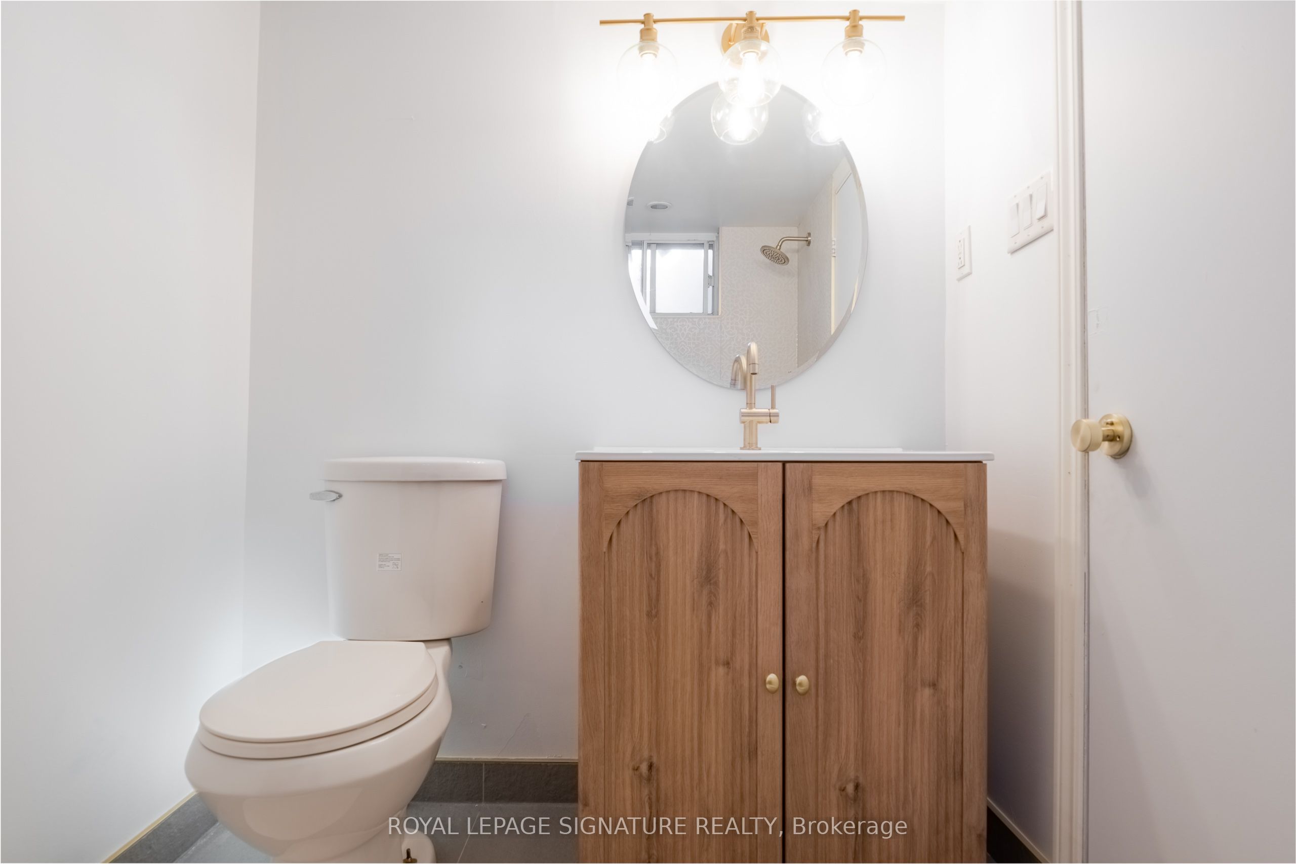 695 Woodbine Avenue Lower Property Photo 23