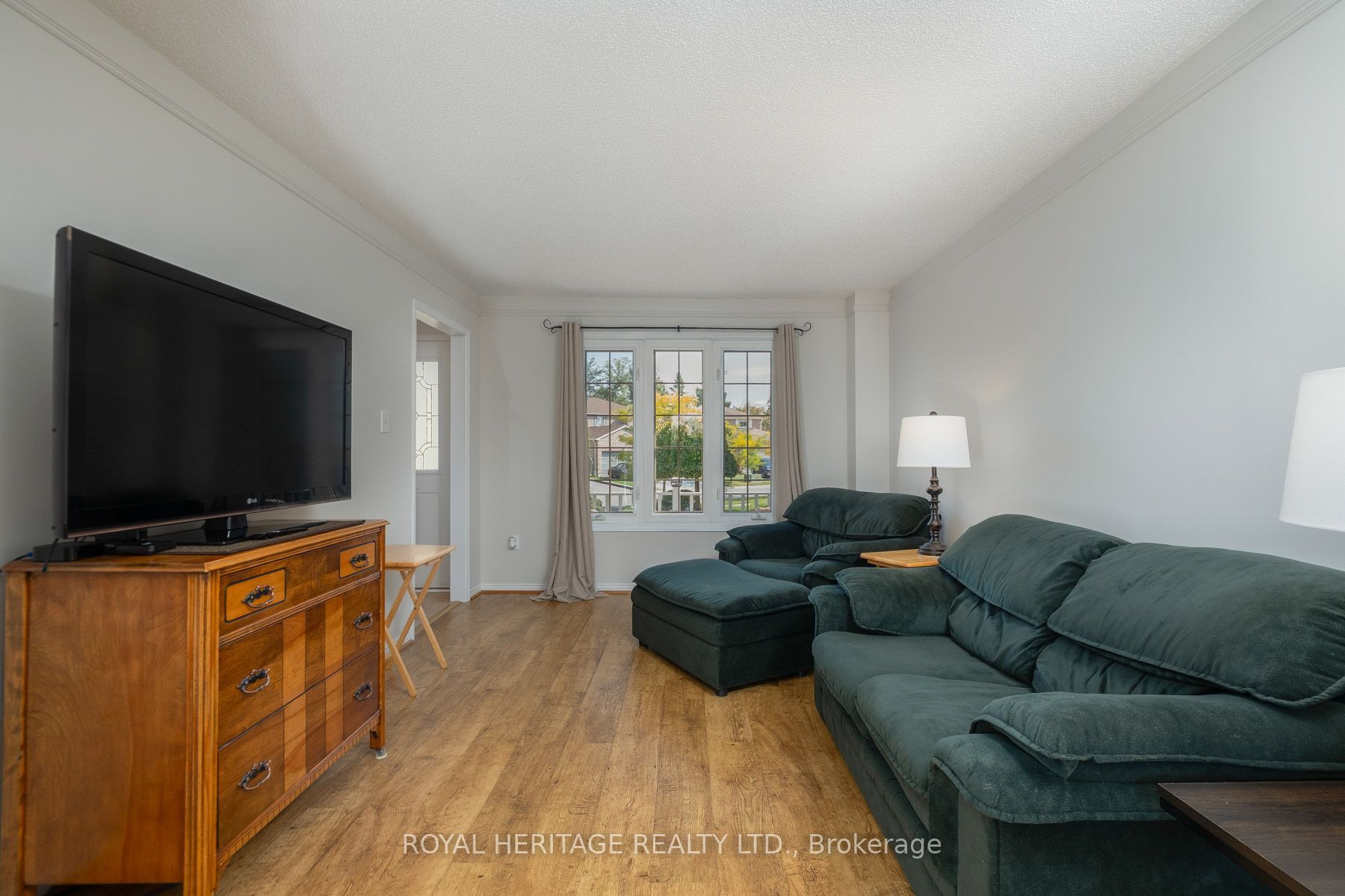 8 Dakin Drive Property Photo 17