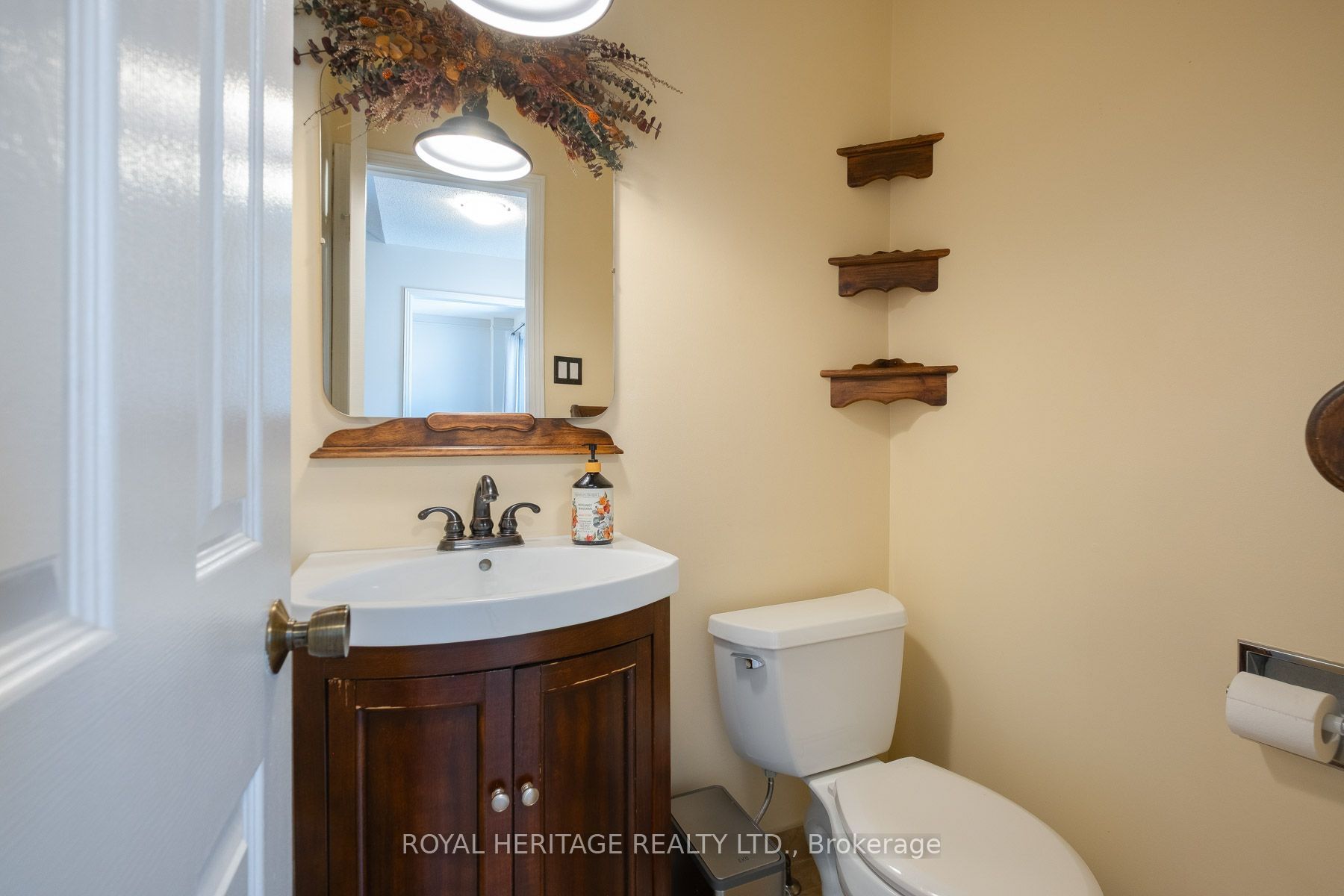 8 Dakin Drive Property Photo 22