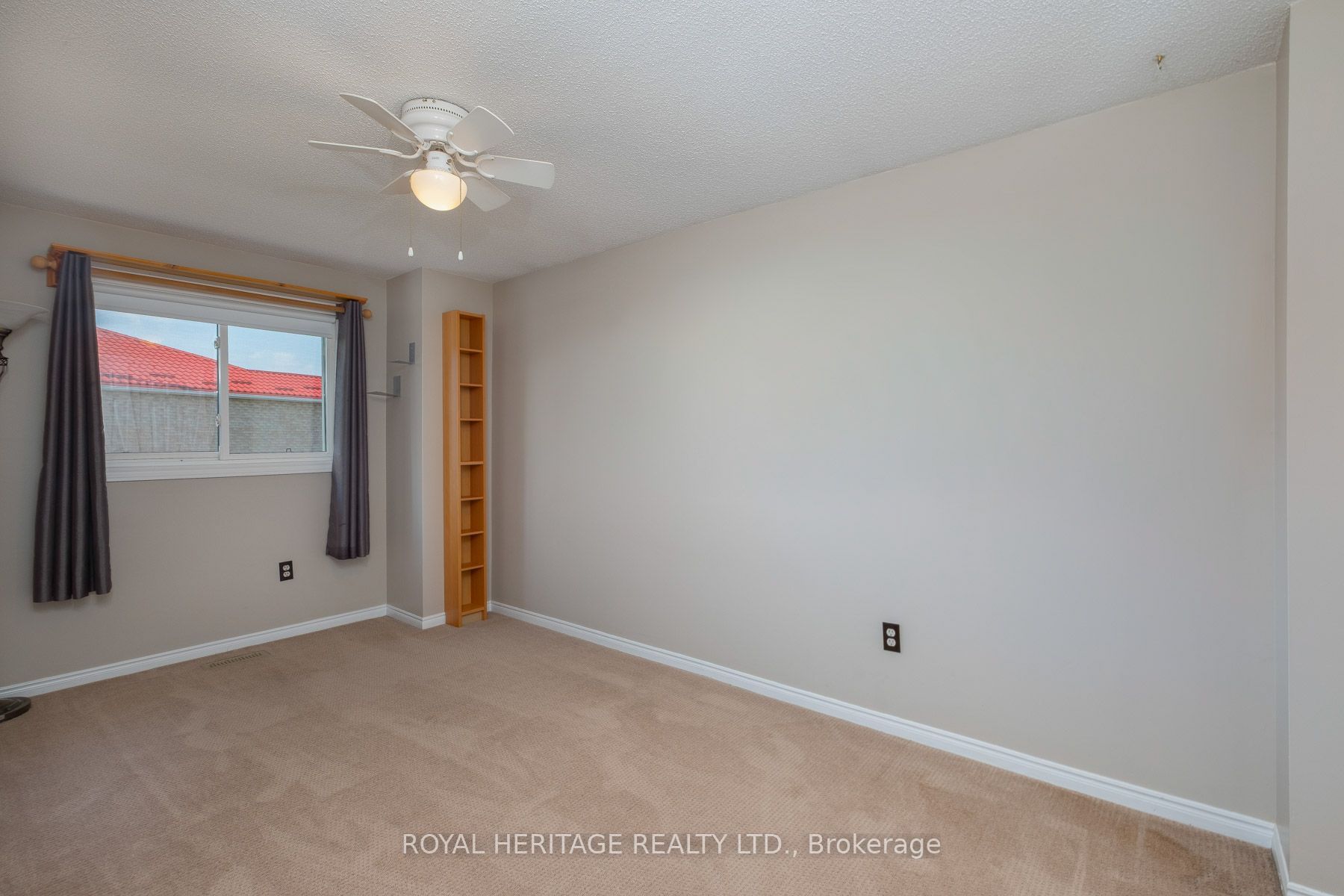 8 Dakin Drive Property Photo 28