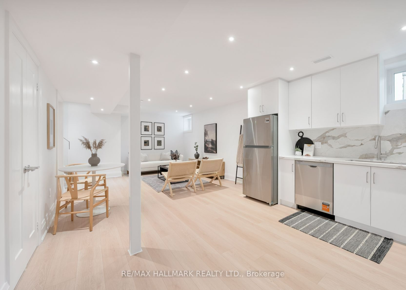 1075 Greenwood Avenue Property Photo 33