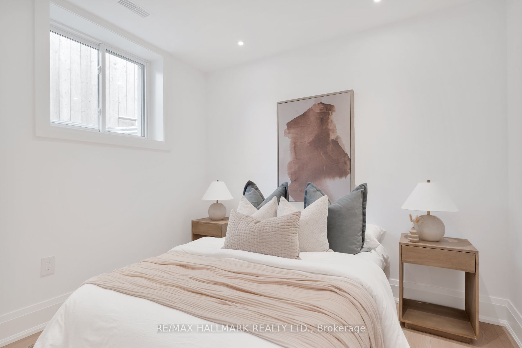 1075 Greenwood Avenue Property Photo 35