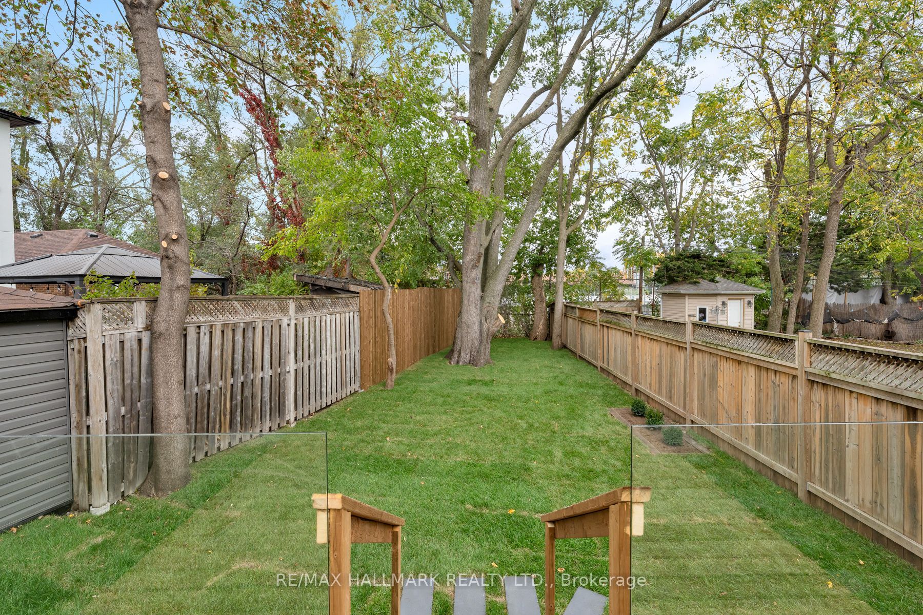 1075 Greenwood Avenue Property Photo 43