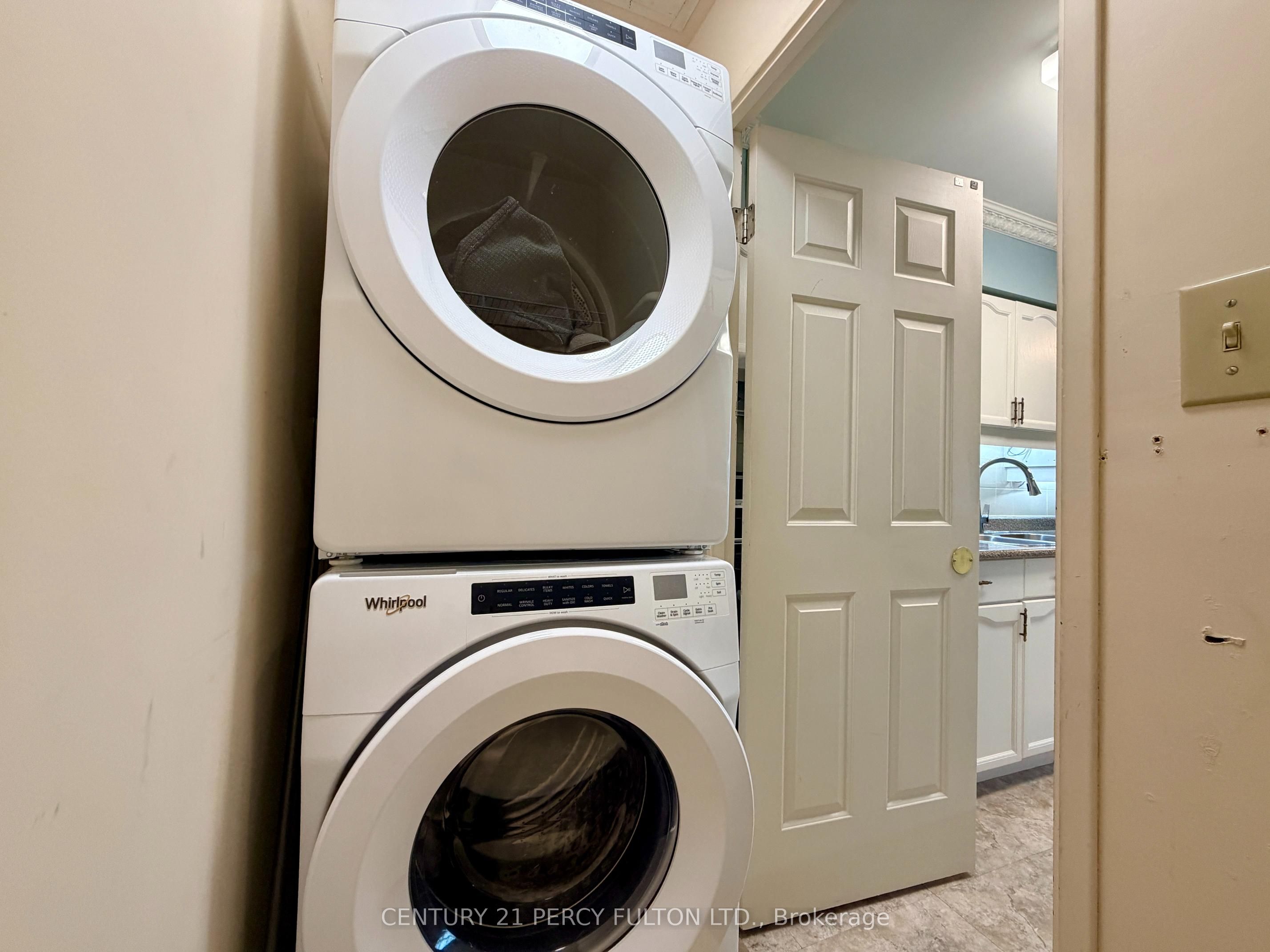 175 Bamburgh Circle Ph12 Property Photo 10