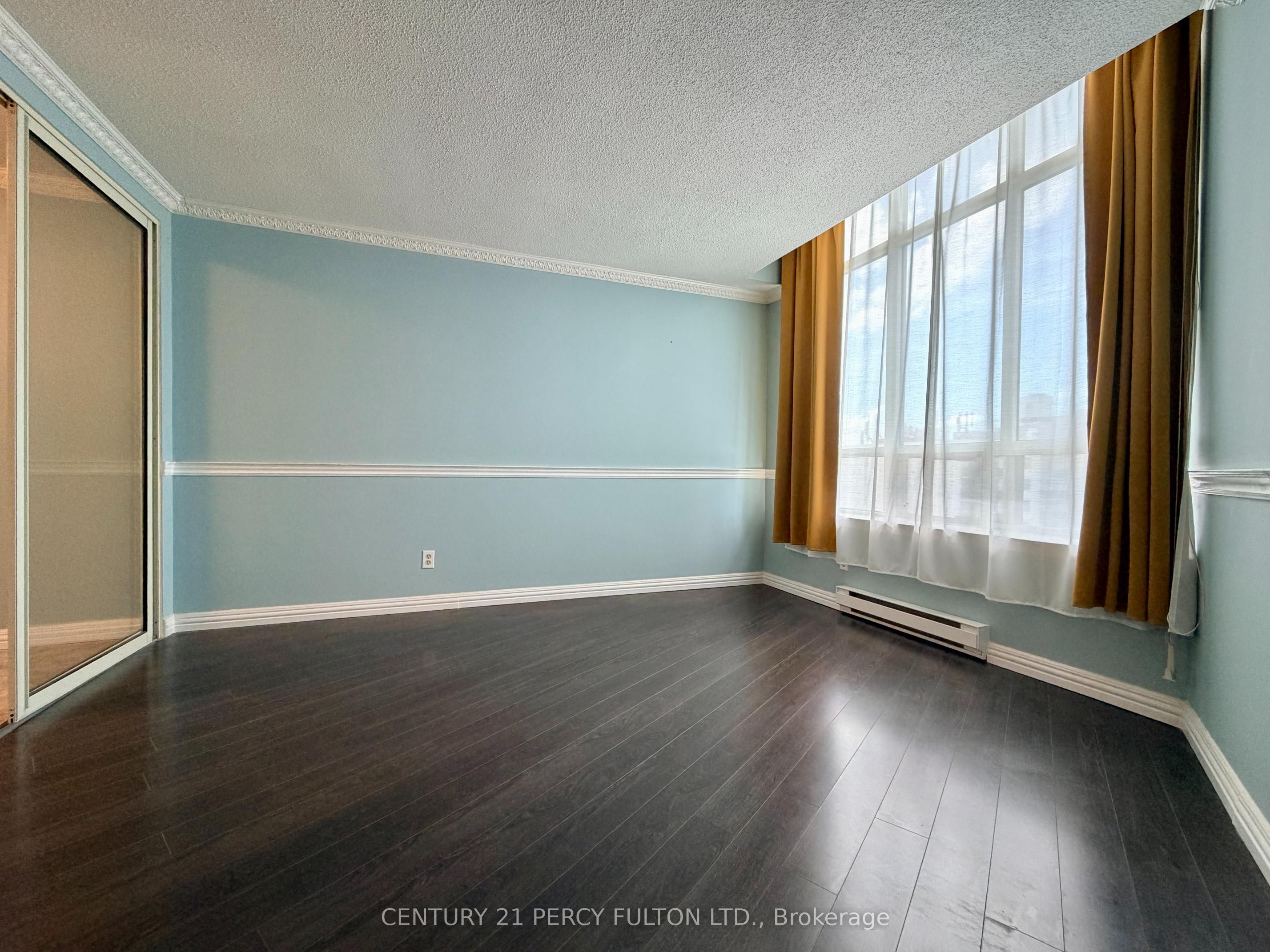 175 Bamburgh Circle Ph12 Property Photo 15