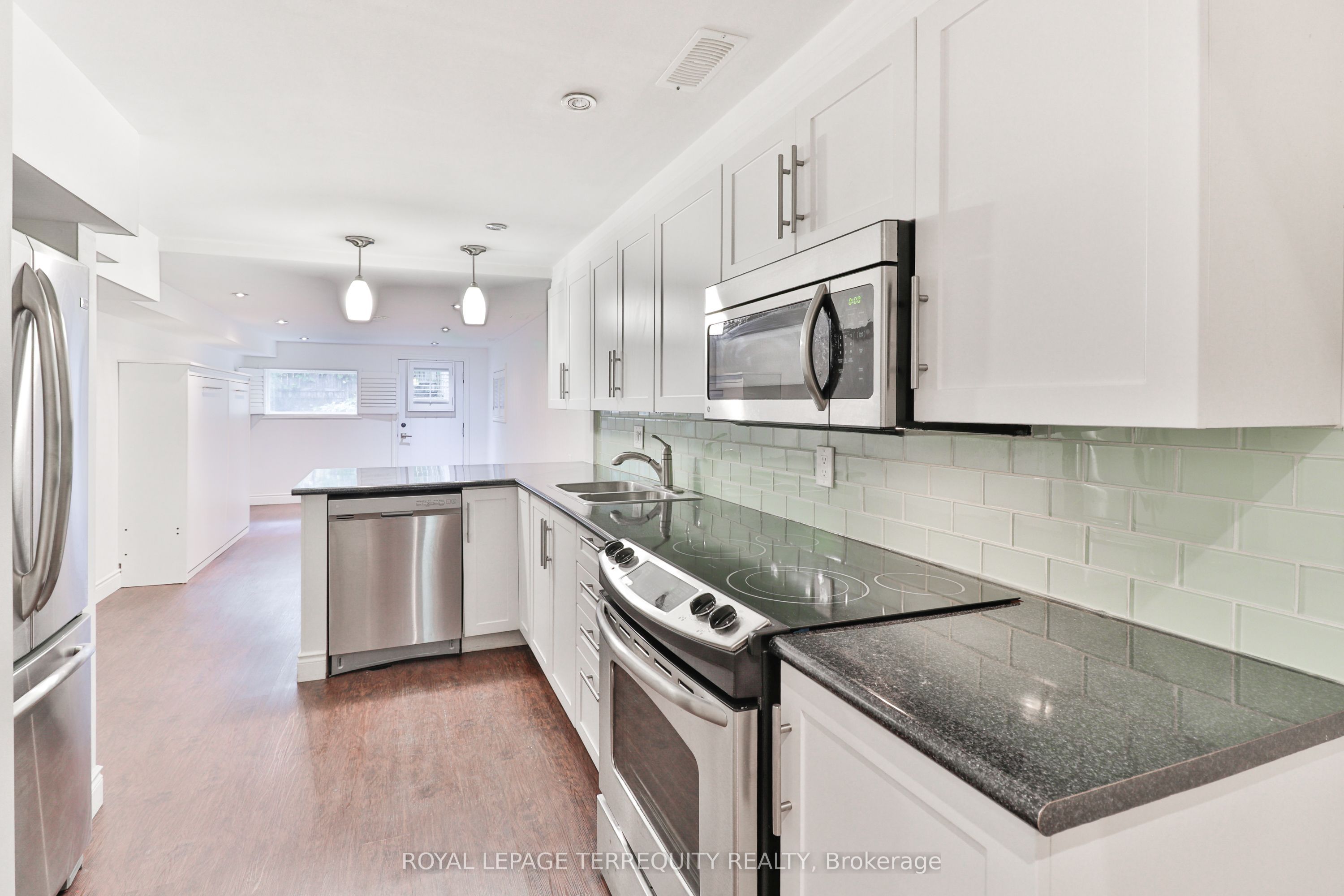 312 Kenilworth Avenue Property Photo 40
