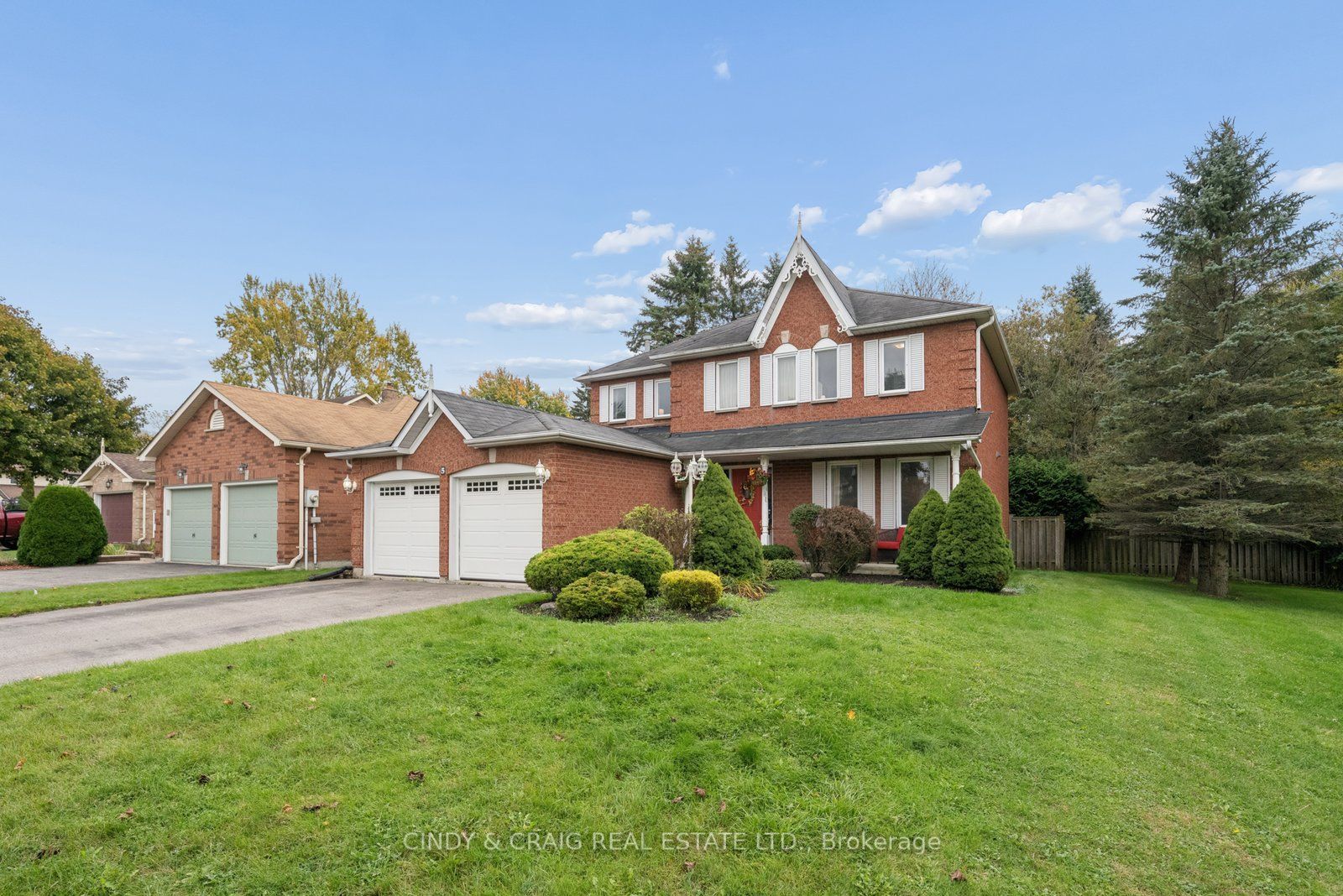 5 Grady Drive Property Photo 2