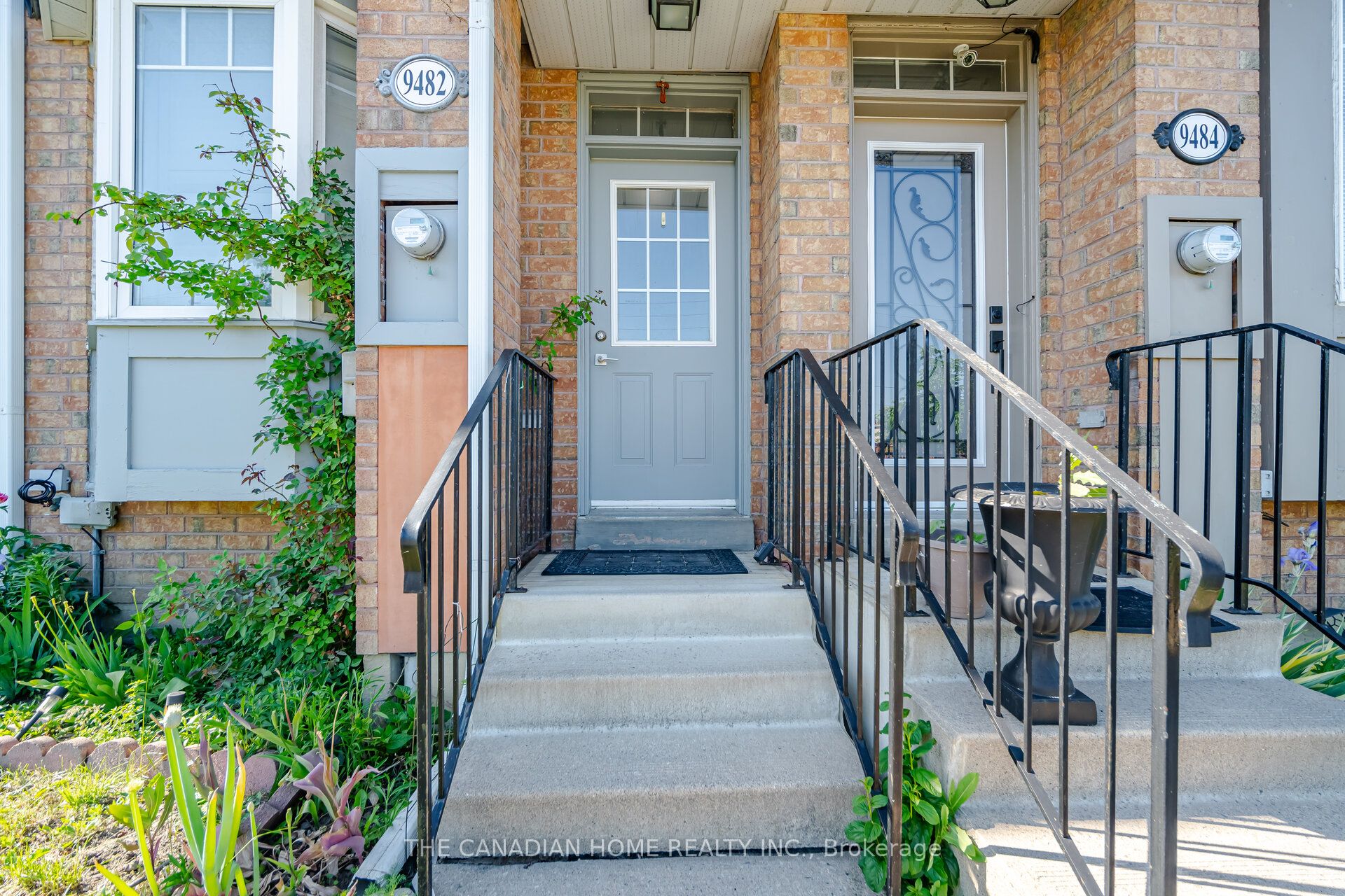 9482 Sheppard Avenue E Property Photo 3