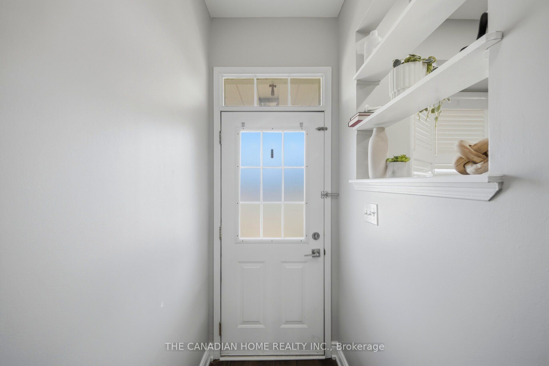 9482 Sheppard Avenue E Property Photo 4