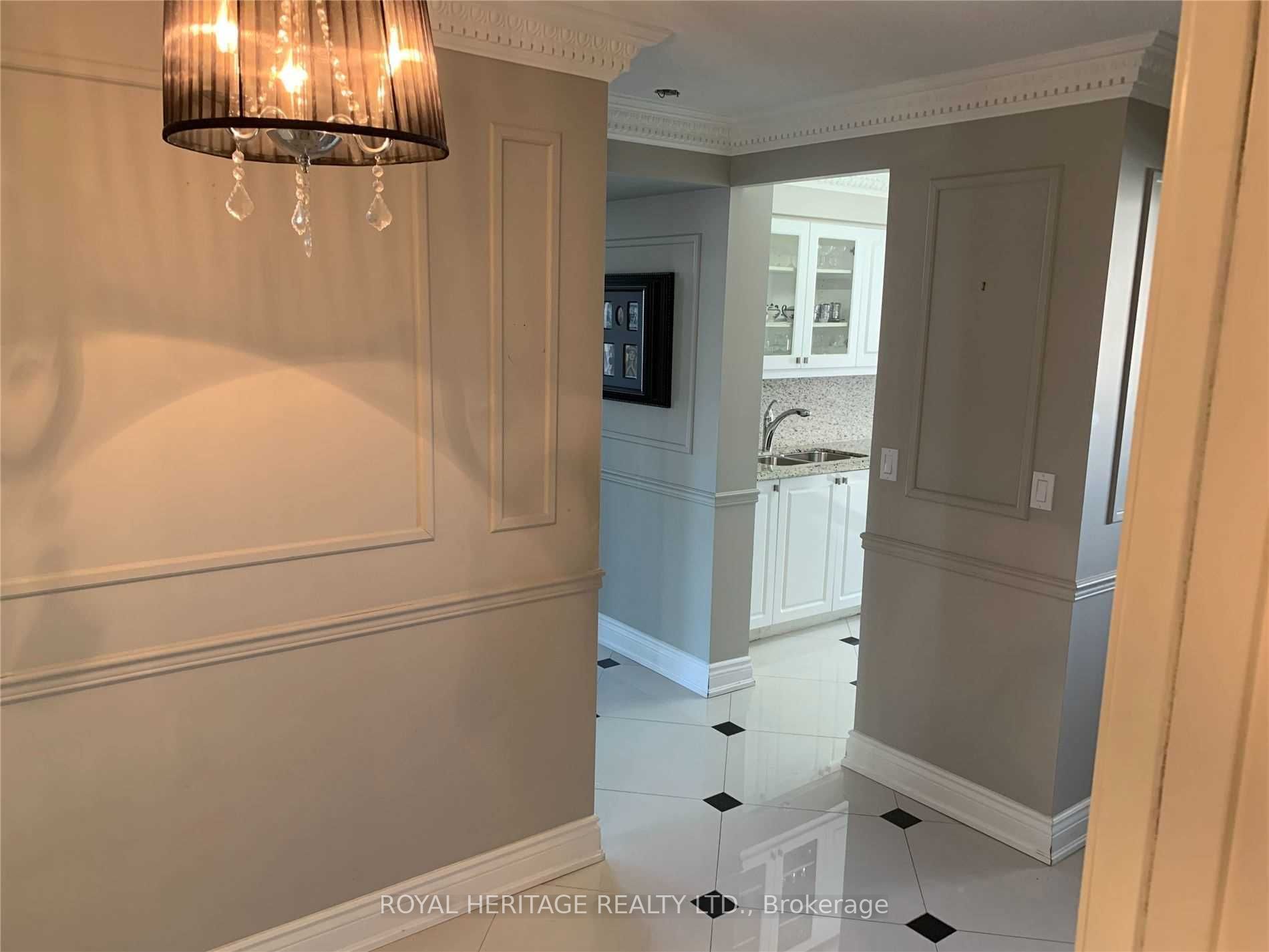 1000 The Esplanade N 805 Property Photo 5